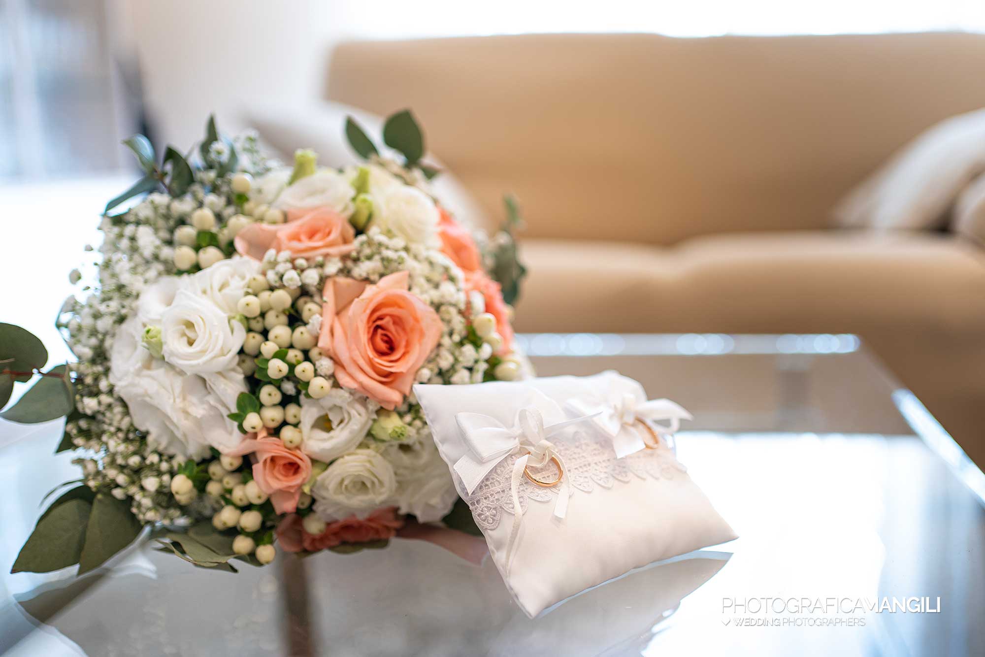 001 reportage foto matrimonio wedding ritratto sposa anelli vestizione preparativi milano 001 reportage foto matrimonio wedding ritratto sposa anelli vestizione preparativi milano