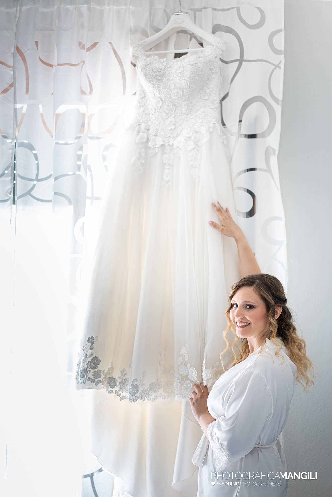 007 reportage foto matrimonio wedding ritratto sposa abito vestizione preparativi milano 007 reportage foto matrimonio wedding ritratto sposa abito vestizione preparativi milano