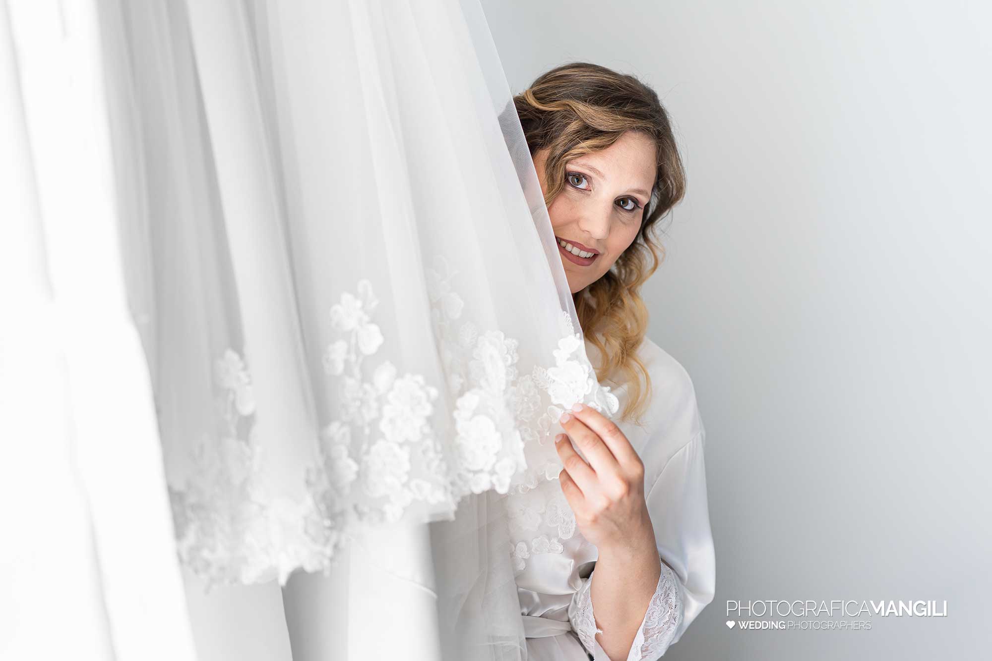 008 reportage foto matrimonio wedding ritratto sposa abito vestizione preparativi milano 008 reportage foto matrimonio wedding ritratto sposa abito vestizione preparativi milano