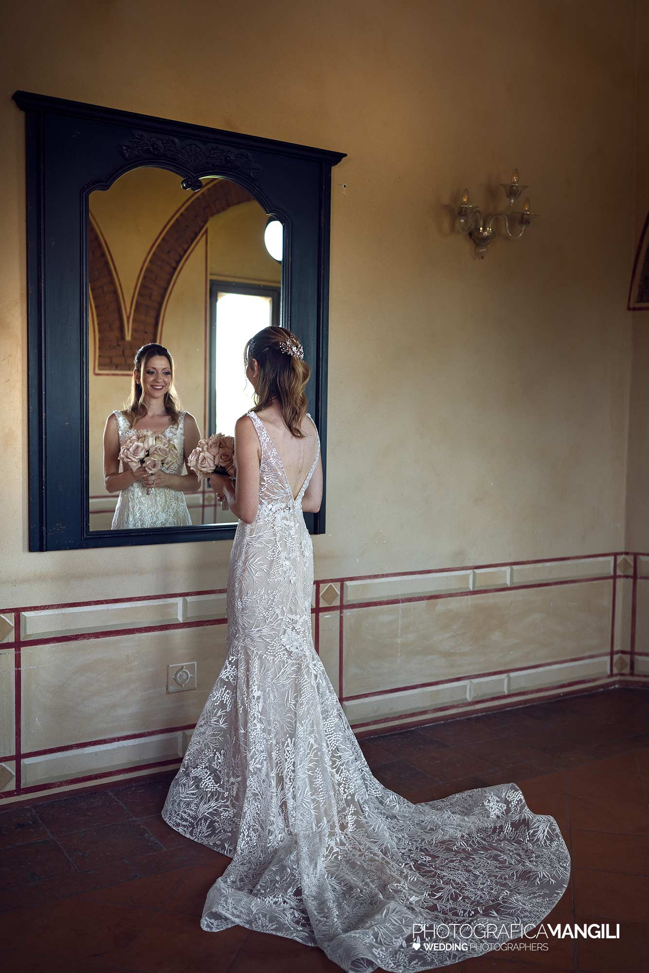 009 reportage foto matrimonio wedding preparazione sposa vestizione abito castello marne filago bergamo 009 reportage foto matrimonio wedding preparazione sposa vestizione abito castello marne filago bergamo