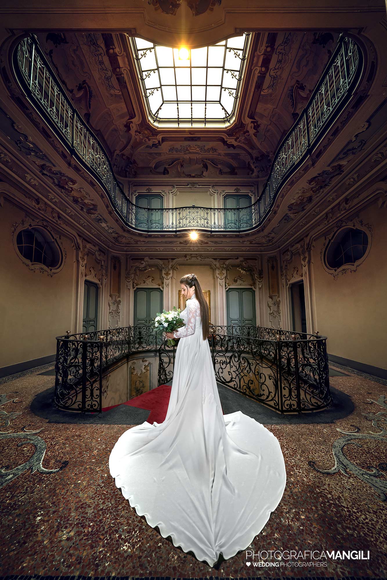 010 otografo matrimonio reportage wedding preparazione vestizione abito sposa villa esengrini montalbano varese 010 otografo matrimonio reportage wedding preparazione vestizione abito sposa villa esengrini montalbano varese