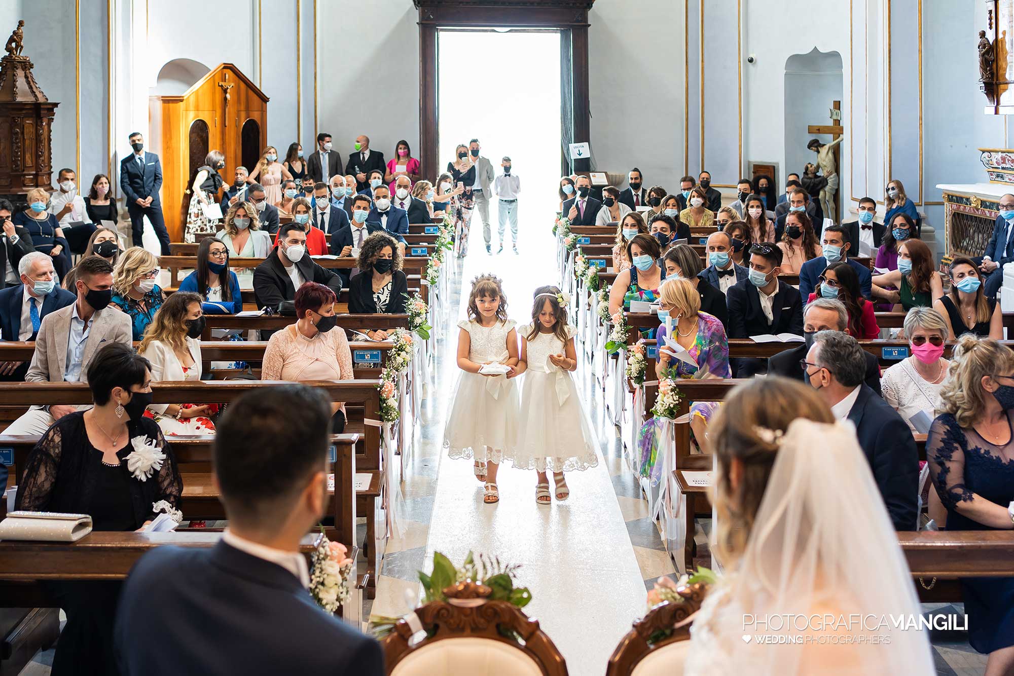 018 reportage foto matrimonio wedding rito religioso sposi cerimonia damigelle fedi chiesa gandosso bergamo 018 reportage foto matrimonio wedding rito religioso sposi cerimonia damigelle fedi chiesa gandosso bergamo