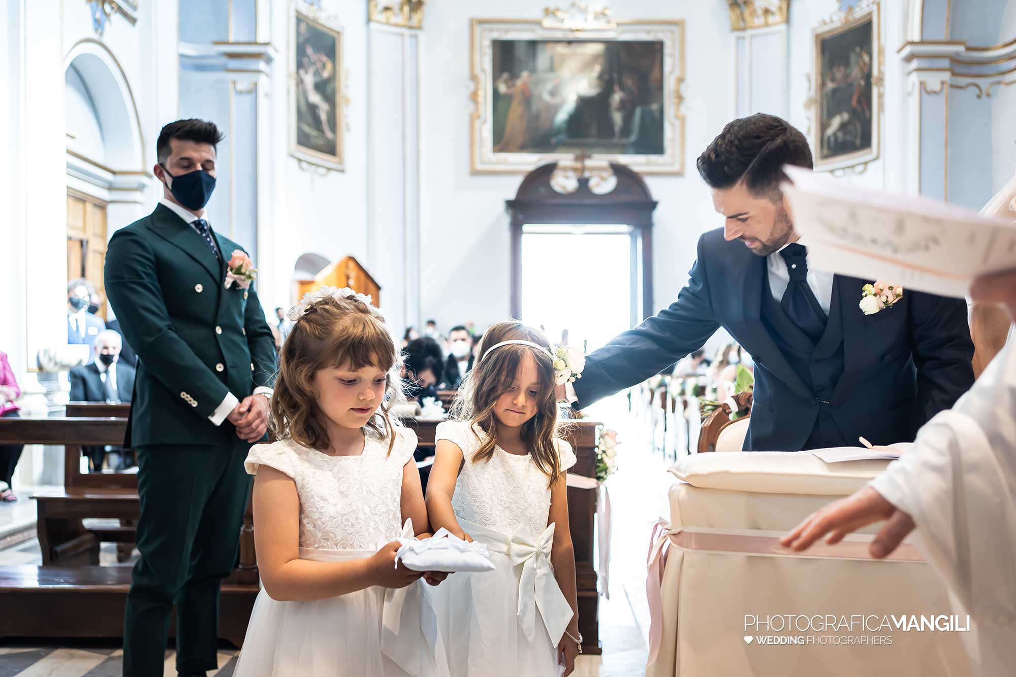 019 reportage foto matrimonio wedding rito religioso sposi cerimonia damigelle fedi chiesa gandosso bergamo 019 reportage foto matrimonio wedding rito religioso sposi cerimonia damigelle fedi chiesa gandosso bergamo