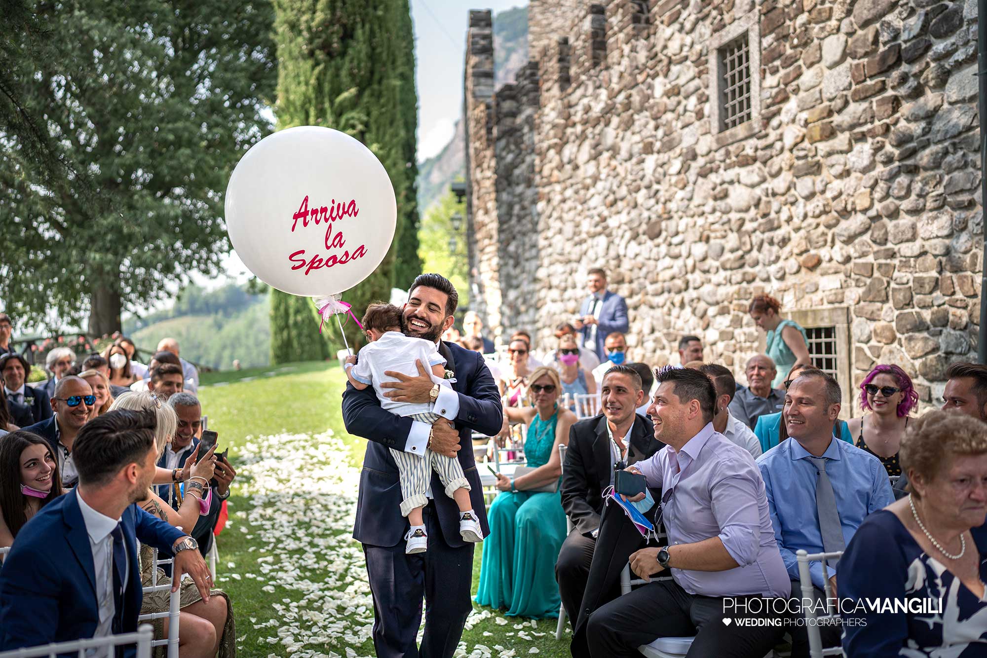 021 fotografo matrimonio reportage wedding sposi paggetto castello rossino calolziocorte lago como lecco 021 fotografo matrimonio reportage wedding sposi paggetto castello rossino calolziocorte lago como lecco