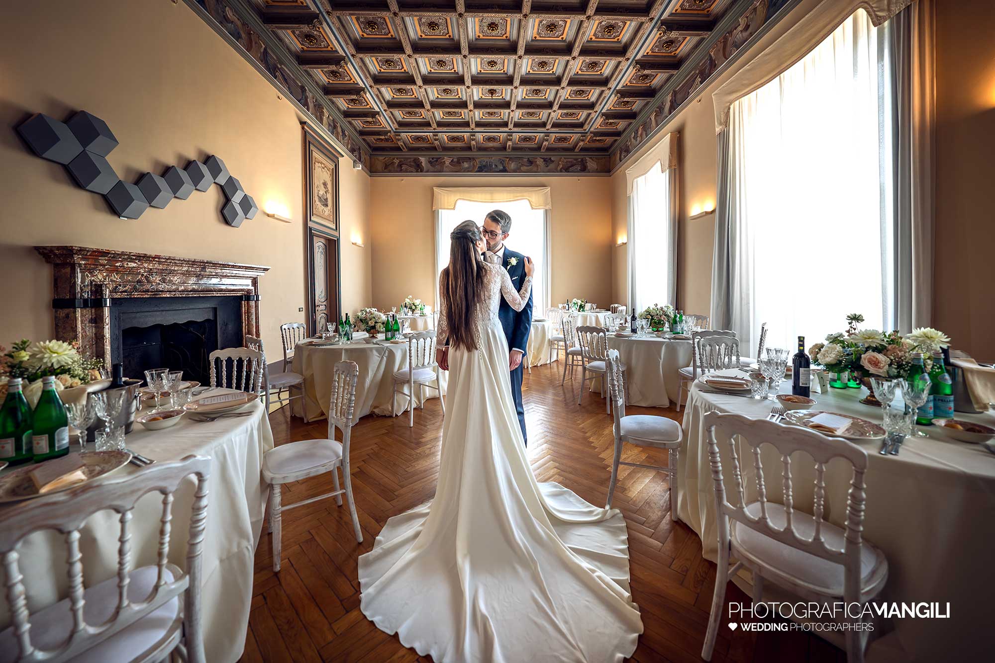 024 fotografo matrimonio reportage wedding sposi bacio villa esengrini montalbano varese 1 024 fotografo matrimonio reportage wedding sposi bacio villa esengrini montalbano varese 1