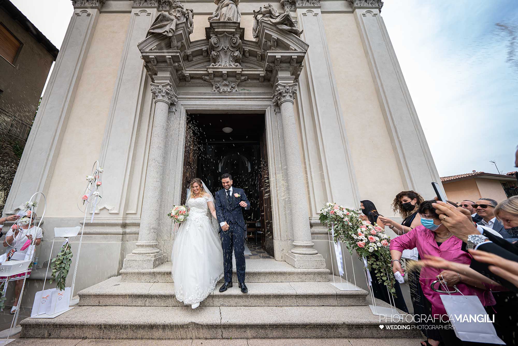 024 reportage foto matrimonio wedding rito religioso sposi uscita cerimonia lancio riso chiesa gandosso bergamo 024 reportage foto matrimonio wedding rito religioso sposi uscita cerimonia lancio riso chiesa gandosso bergamo