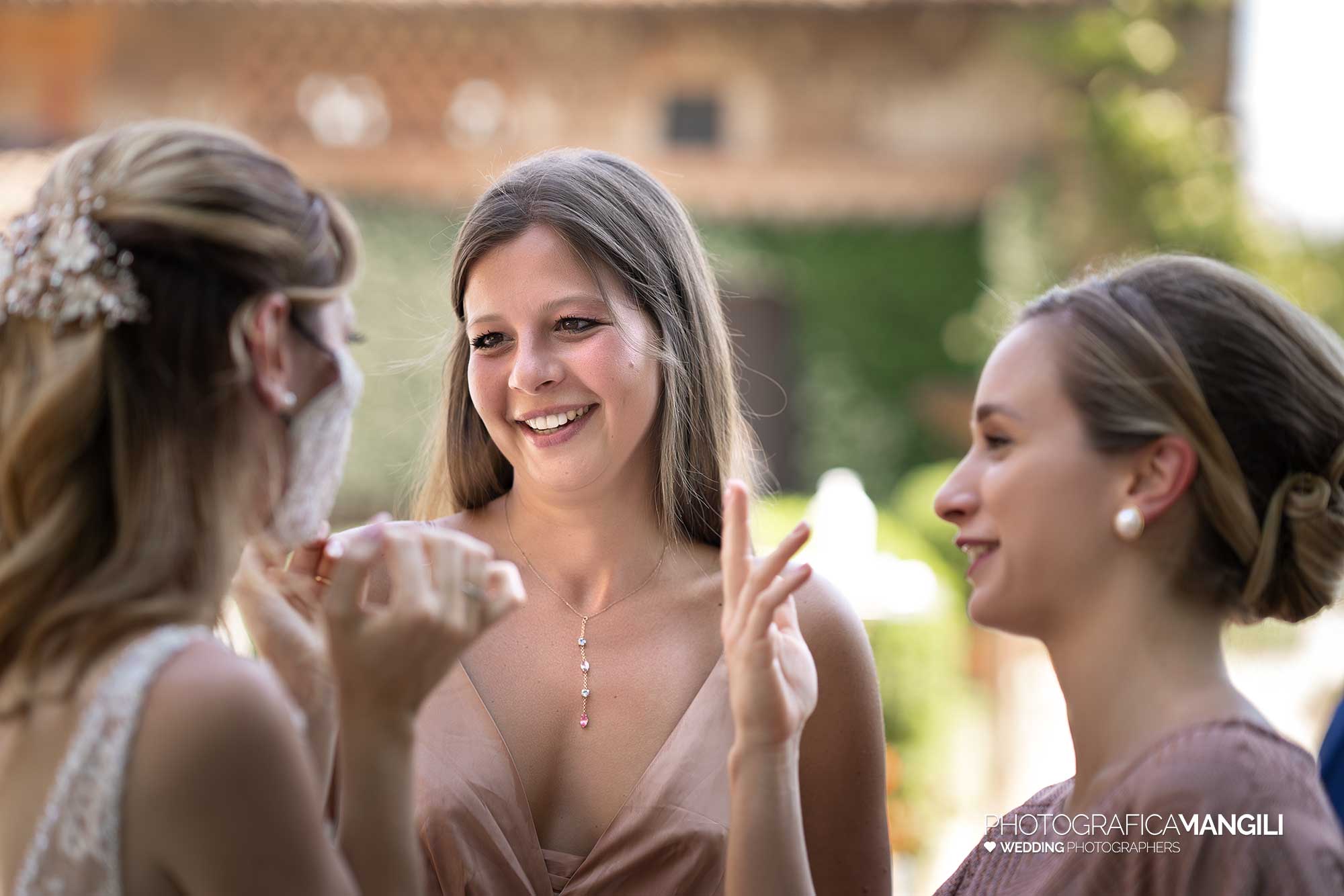024 reportage foto matrimonio wedding sposi aperitivo amici castello marne filago bergamo 024 reportage foto matrimonio wedding sposi aperitivo amici castello marne filago bergamo