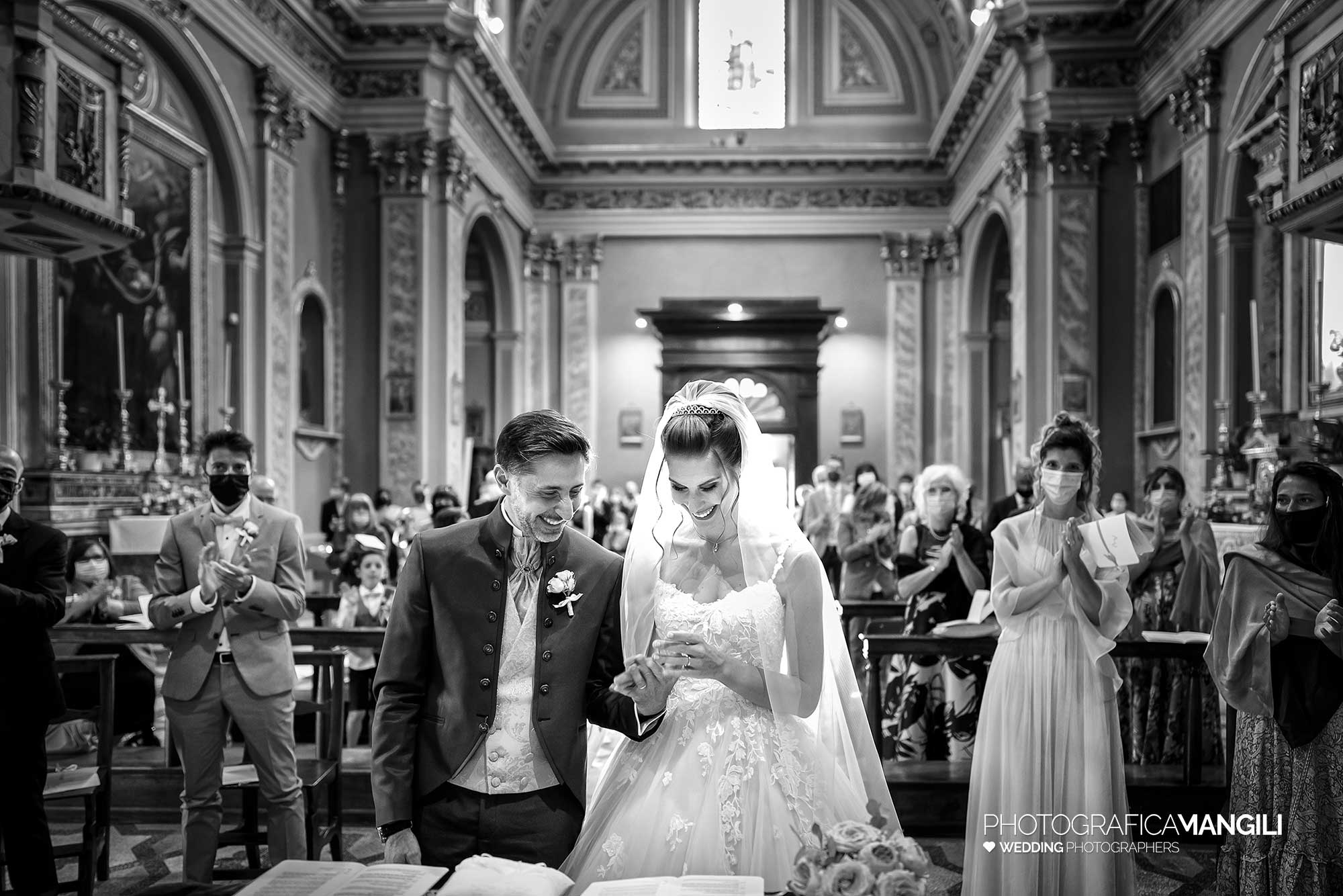 029 fotografo matrimonio reportage wedding sposi chiesa rossino calolziocorte lago como lecco 029 fotografo matrimonio reportage wedding sposi chiesa rossino calolziocorte lago como lecco