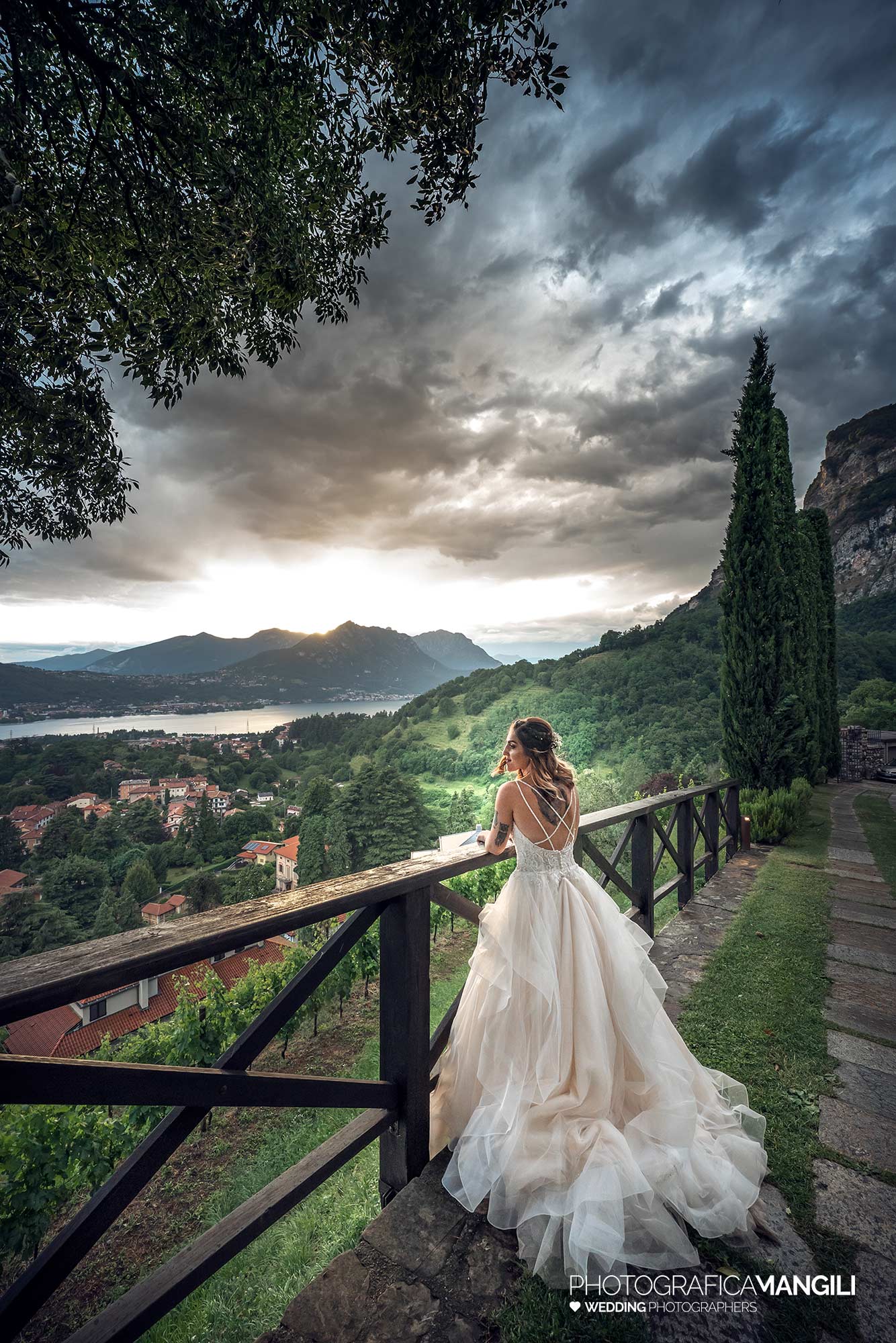 033 reportage foto matrimonio wedding ritratto sposa castello rossino calolziocorte lago como lecco 033 reportage foto matrimonio wedding ritratto sposa castello rossino calolziocorte lago como lecco