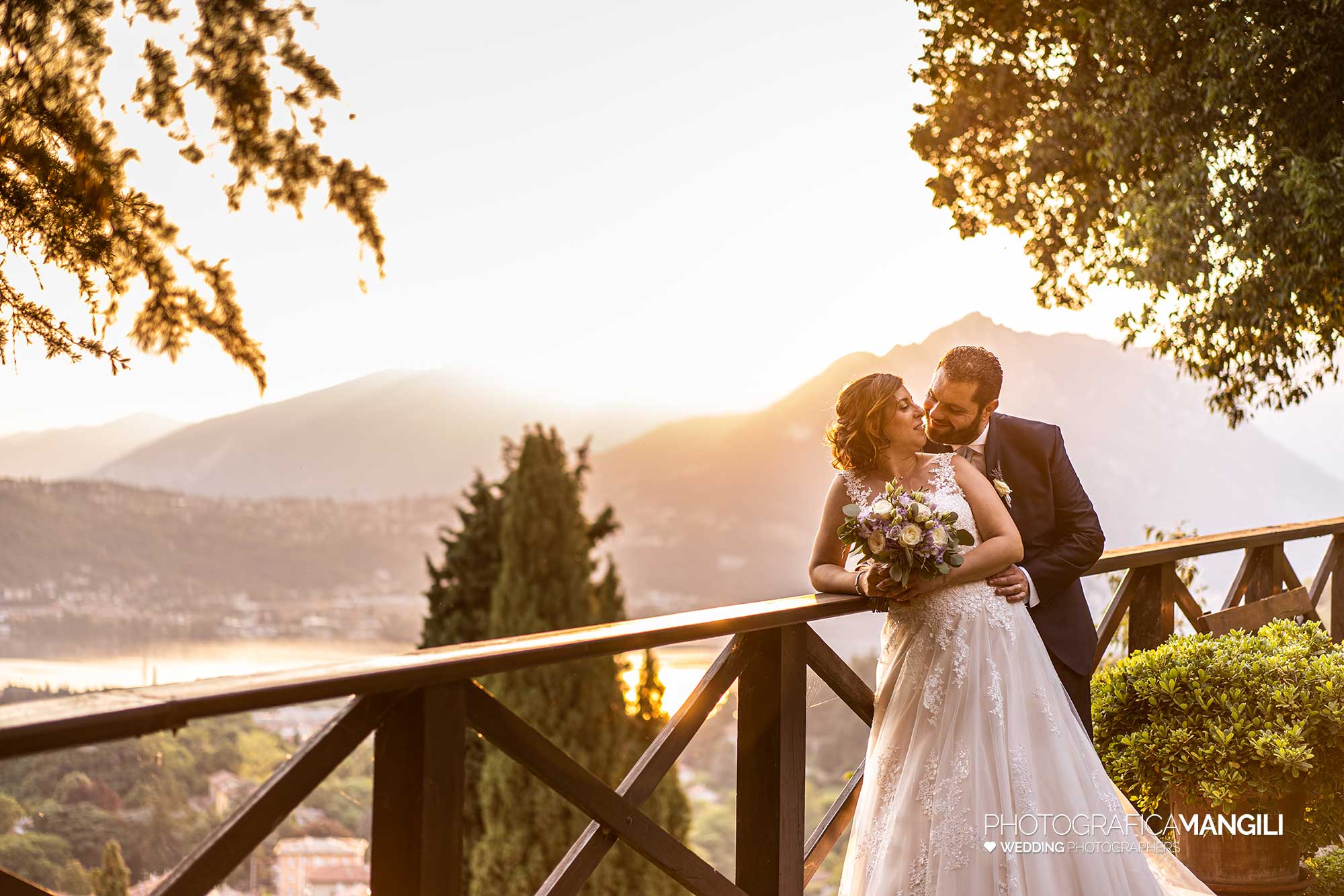 035 fotografo matrimonio reportage wedding ritratto sposi tramonto castello rossino calolziocorte lecco lago como 035 fotografo matrimonio reportage wedding ritratto sposi tramonto castello rossino calolziocorte lecco lago como