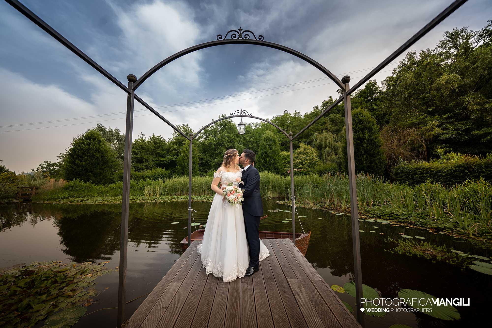 035 reportage foto matrimonio wedding ritratto sposi fontanile laghetto gandosso bergamo 035 reportage foto matrimonio wedding ritratto sposi fontanile laghetto gandosso bergamo