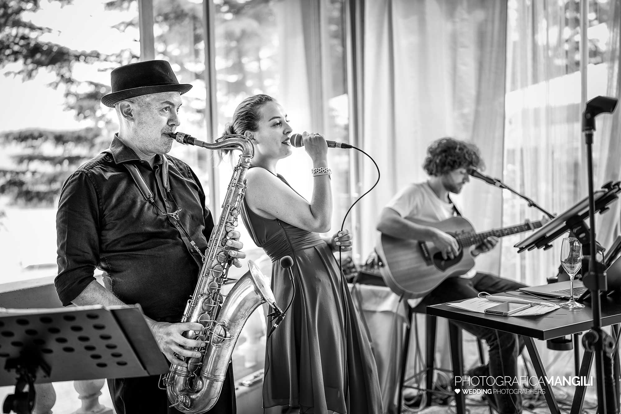 036 fotografo matrimonio reportage wedding sposi band villa giulia valmadrera lago como lecco 036 fotografo matrimonio reportage wedding sposi band villa giulia valmadrera lago como lecco