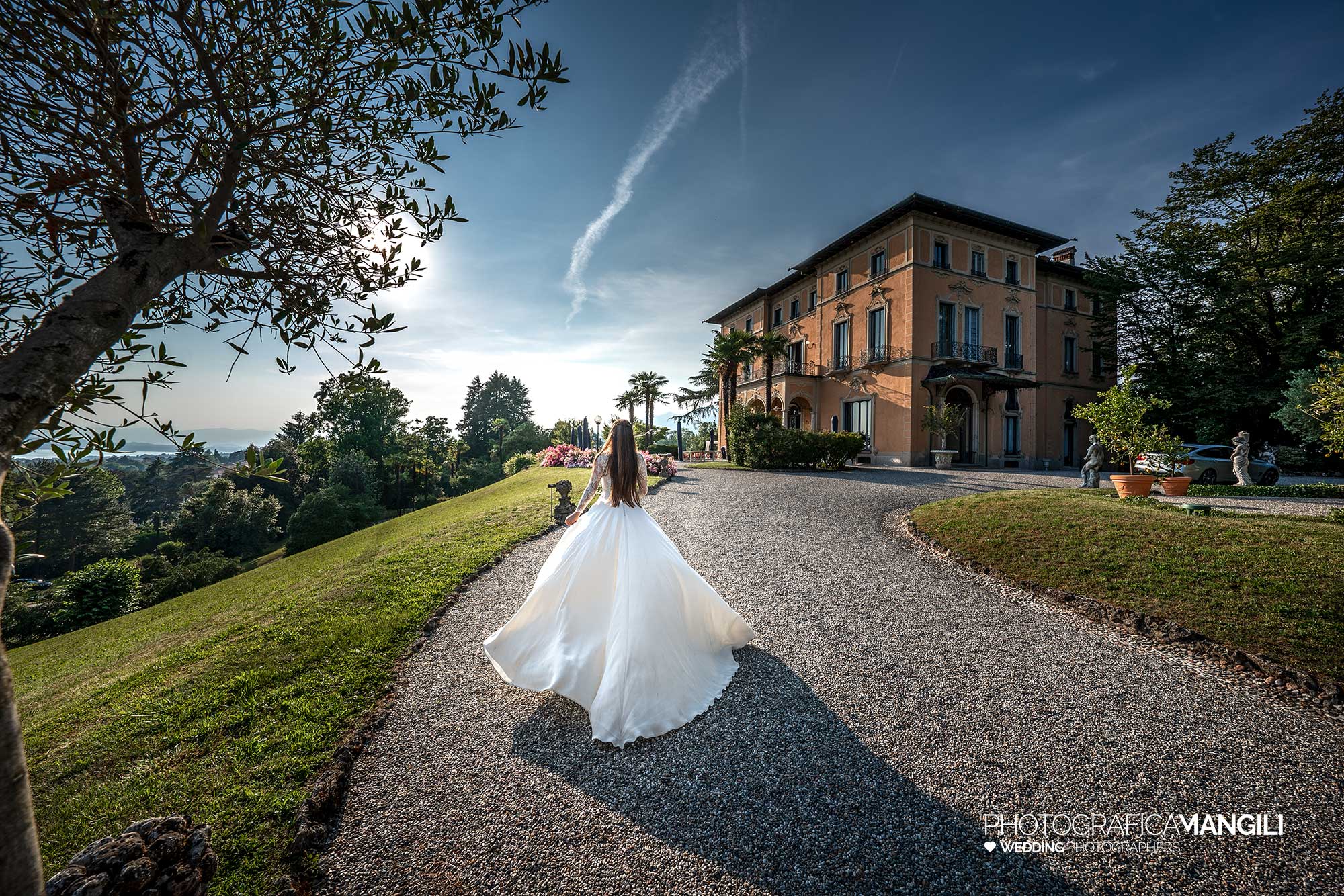 039 fotografo matrimonio reportage wedding sposi abito sposa villa esengrini montalbano varese 039 fotografo matrimonio reportage wedding sposi abito sposa villa esengrini montalbano varese