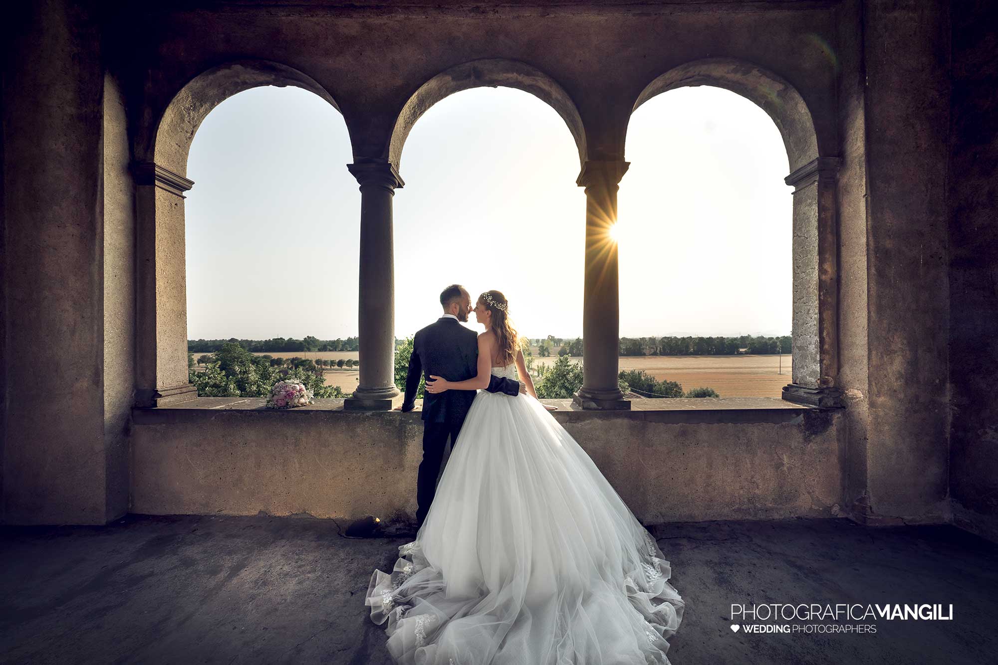 043 fotografo matrimonio reportage wedding sposi tramonto castello cavernago bergamo 043 fotografo matrimonio reportage wedding sposi tramonto castello cavernago bergamo