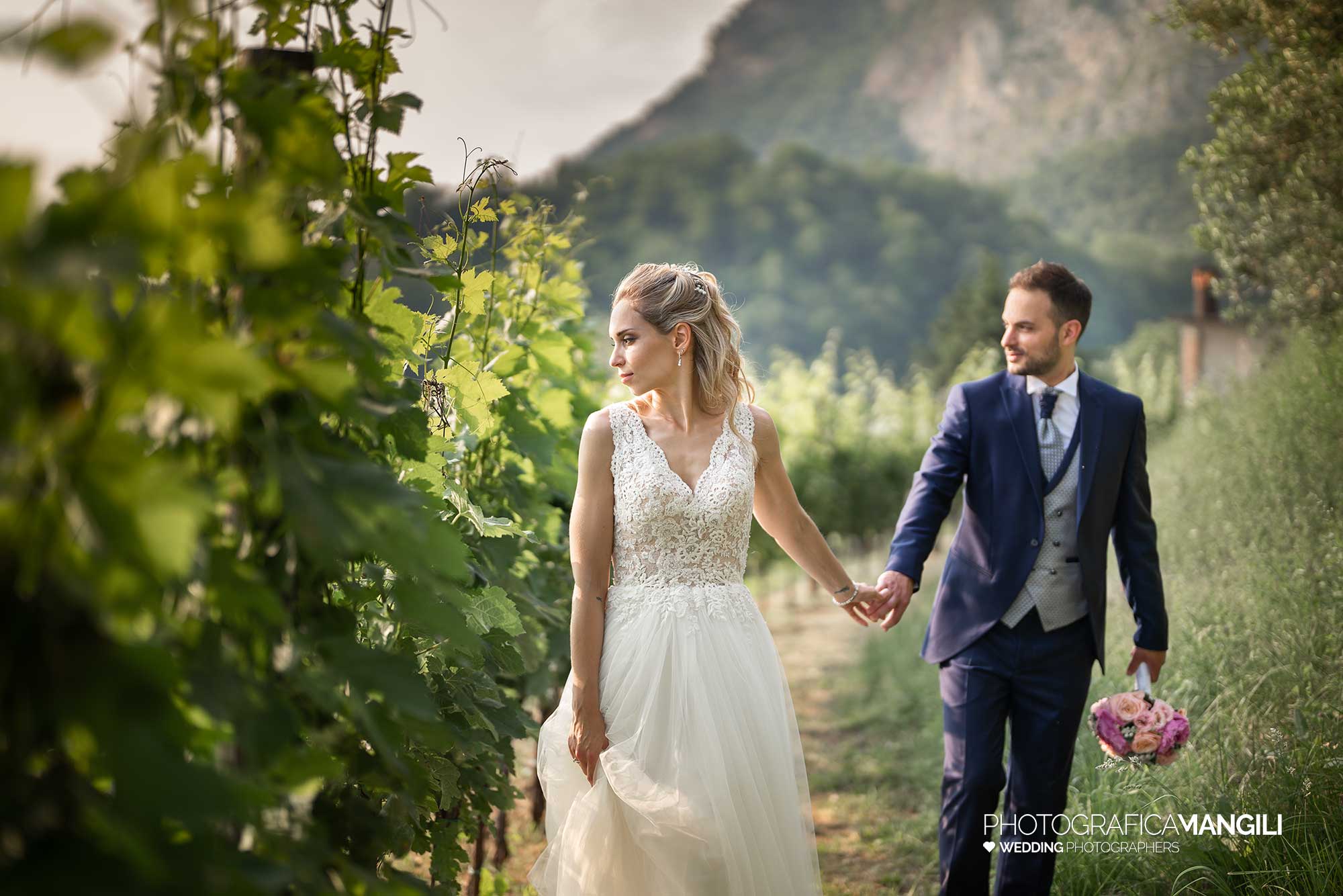 044 fotografo matrimonio reportage wedding sposi vigneto castello rossino calolziocorte lago como lecco 044 fotografo matrimonio reportage wedding sposi vigneto castello rossino calolziocorte lago como lecco