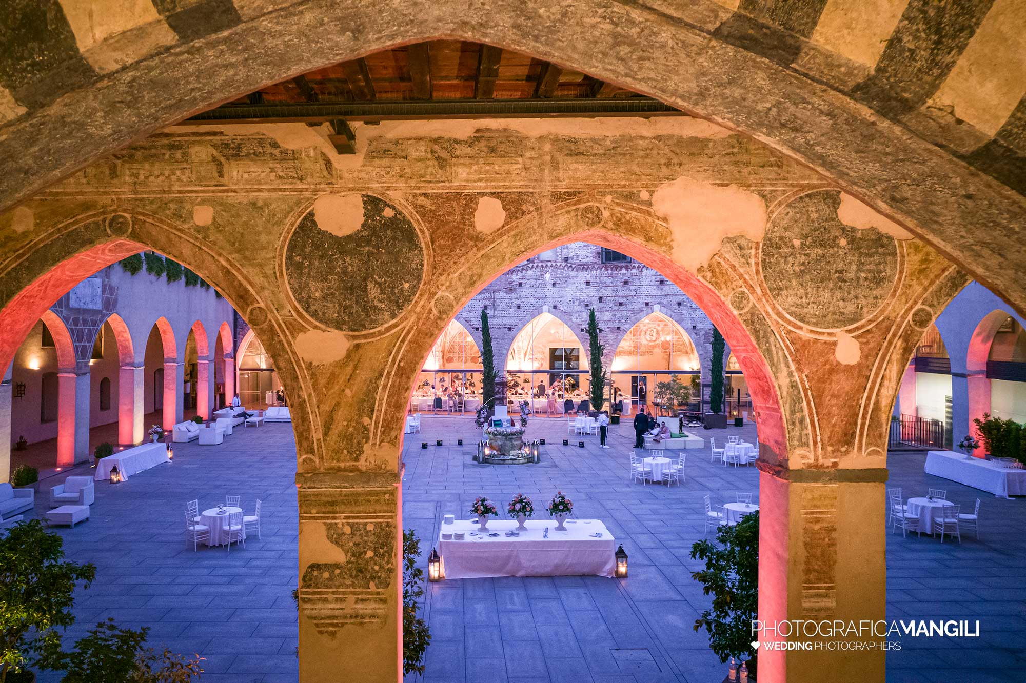 045 fotografo matrimonio reportage wedding sposi castello visconteo cassano d adda milano 045 fotografo matrimonio reportage wedding sposi castello visconteo cassano d adda milano