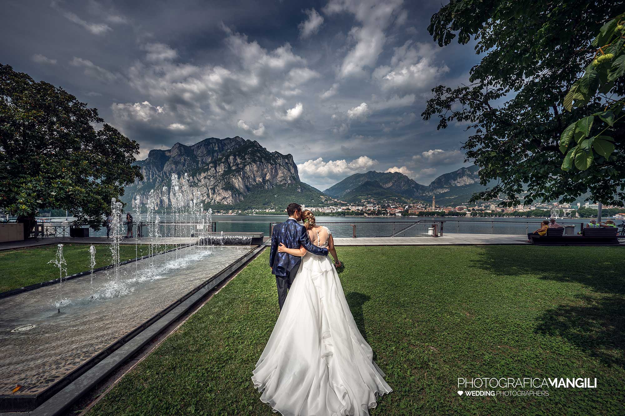 045 fotografo matrimonio reportage wedding sposi ritratto lungolago malgrate lago como lecco 045 fotografo matrimonio reportage wedding sposi ritratto lungolago malgrate lago como lecco