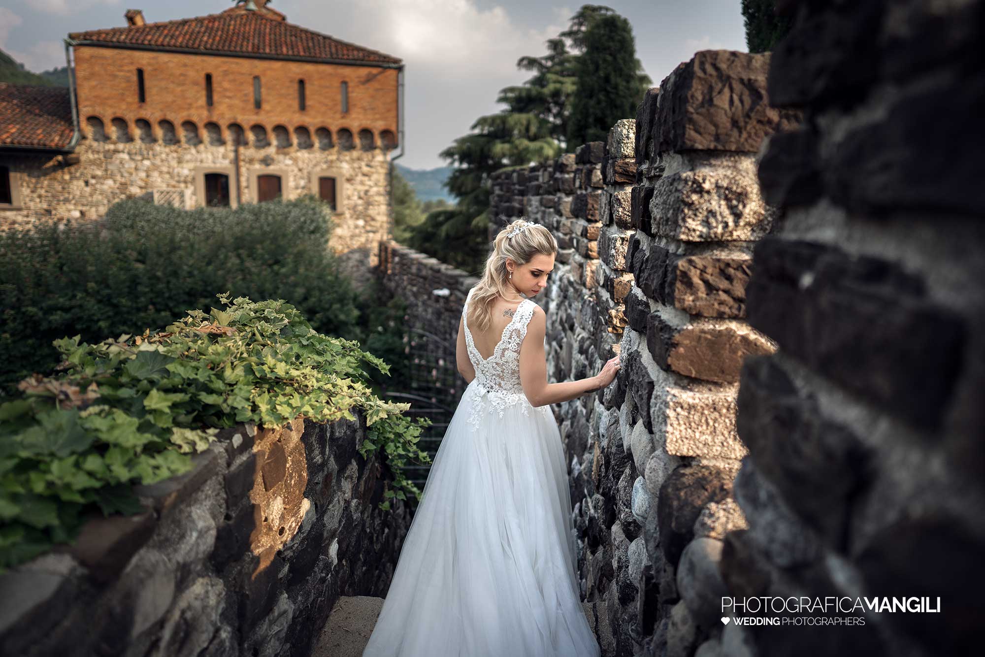 046 fotografo matrimonio reportage wedding sposi castello guglie rossino calolziocorte lago como lecco 046 fotografo matrimonio reportage wedding sposi castello guglie rossino calolziocorte lago como lecco