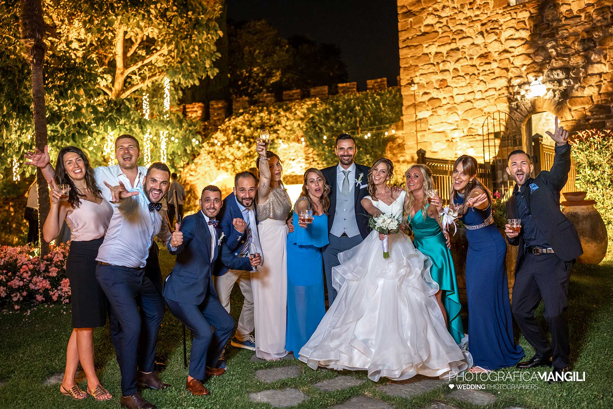 047 fotografo matrimonio reportage wedding sposi ritratto amici castello rossino calolziocorte lago como lecco 047 fotografo matrimonio reportage wedding sposi ritratto amici castello rossino calolziocorte lago como lecco