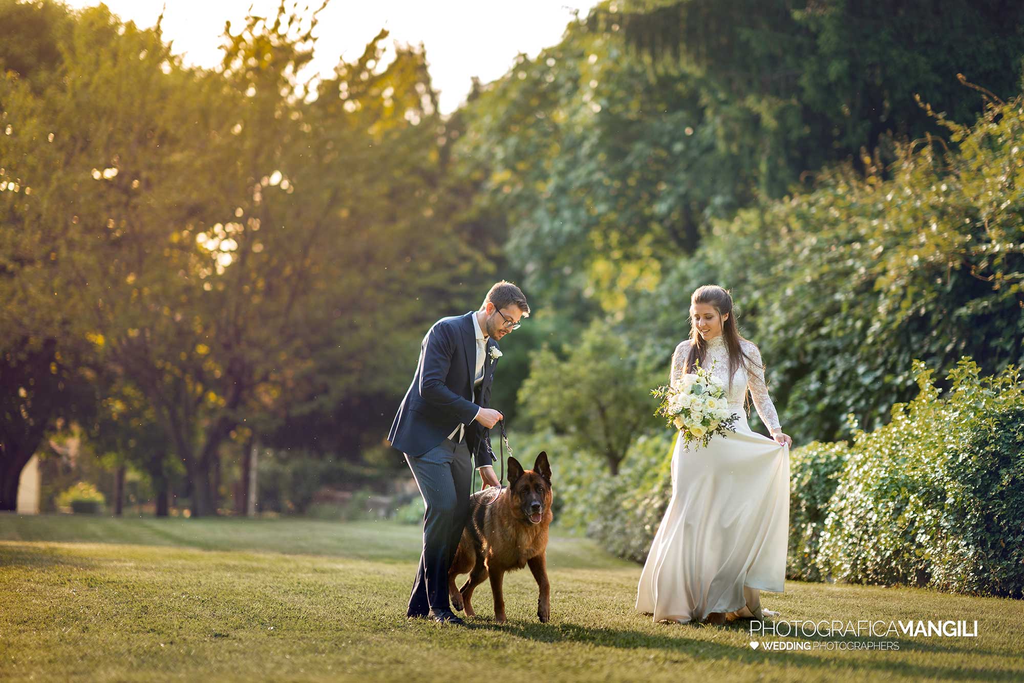 049 fotografo matrimonio reportage wedding sposi cane villa esengrini montalbano varese 049 fotografo matrimonio reportage wedding sposi cane villa esengrini montalbano varese