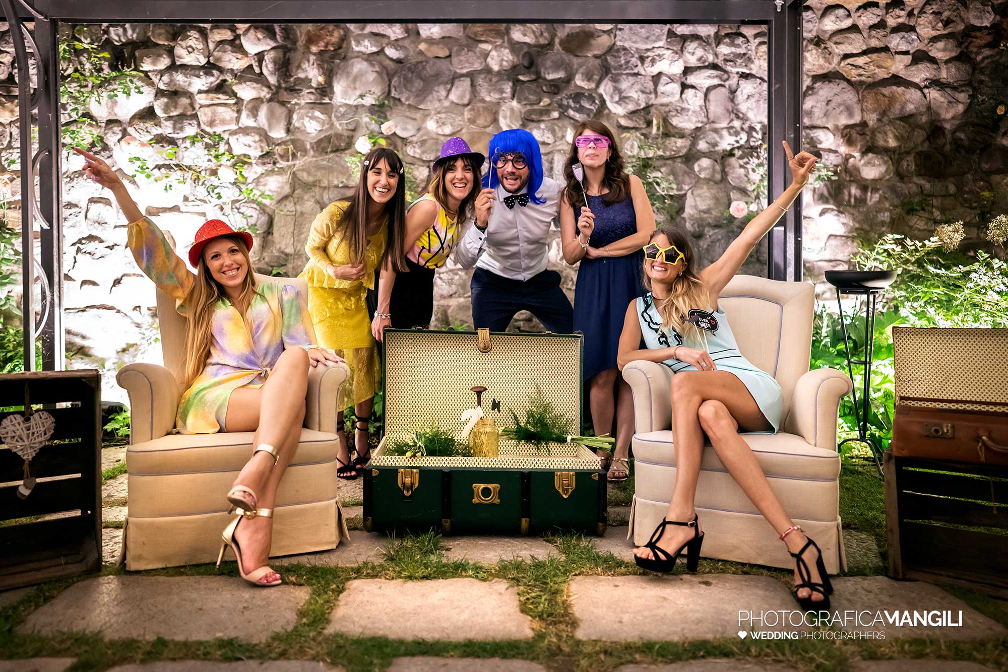 055 fotografo matrimonio reportage wedding sposi amici ritratto castello rossino calolziocorte lago como lecco 055 fotografo matrimonio reportage wedding sposi amici ritratto castello rossino calolziocorte lago como lecco