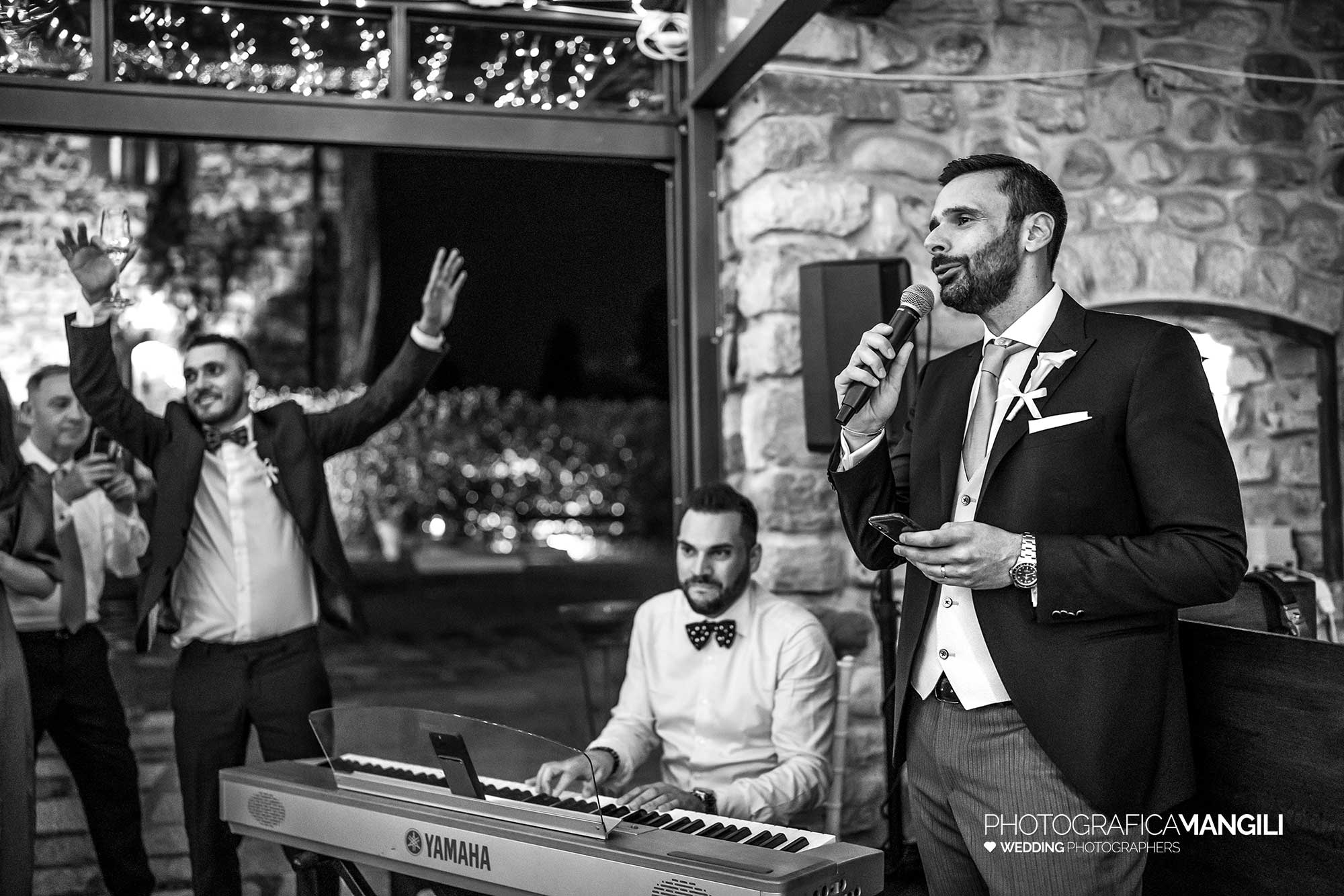 057 fotografo matrimonio reportage wedding sposi ringraziamenti castello rossino calolziocorte lago como lecco 057 fotografo matrimonio reportage wedding sposi ringraziamenti castello rossino calolziocorte lago como lecco