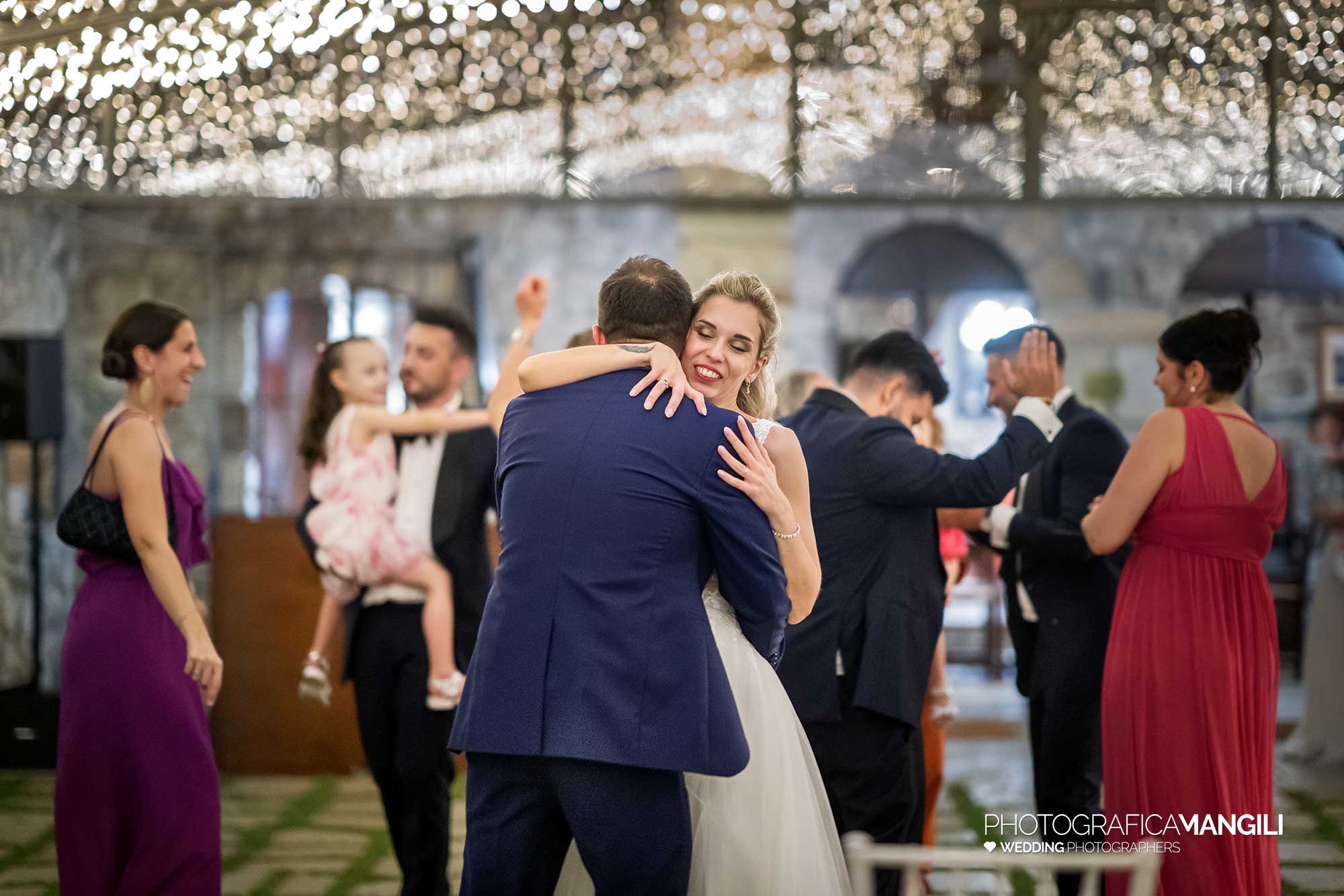 060 fotografo matrimonio reportage wedding sposi balli invitati castello rossino calolziocorte lago como lecco 060 fotografo matrimonio reportage wedding sposi balli invitati castello rossino calolziocorte lago como lecco