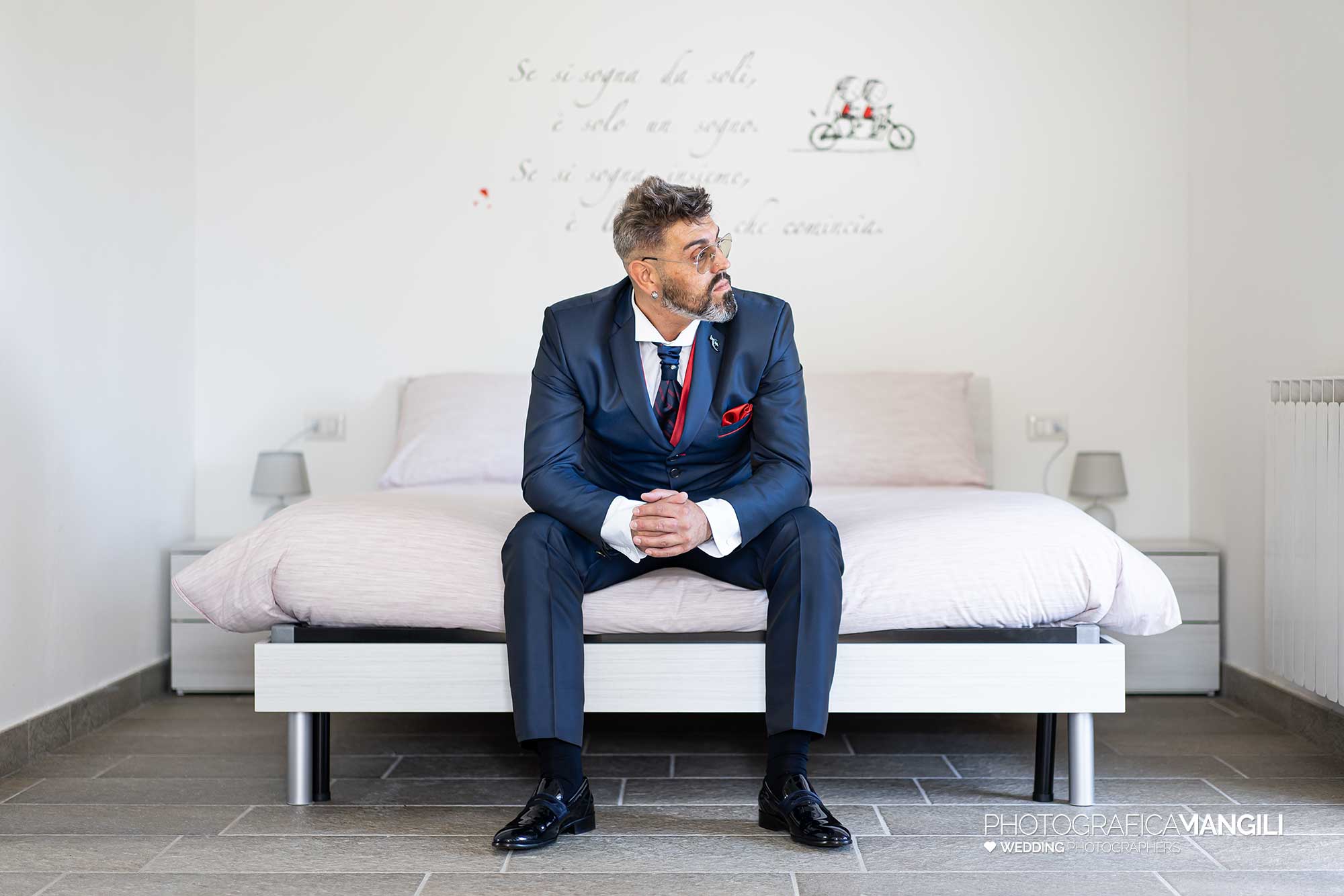 007 reportage foto matrimonio wedding preparazione vestizione sposo madonnina barni lecco 007 reportage foto matrimonio wedding preparazione vestizione sposo madonnina barni lecco