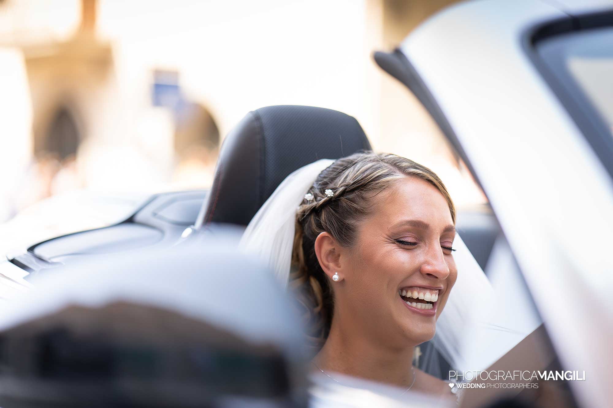 017 fotografo matrimonio reportage wedding arrivo chiesa sposi bergamo 017 fotografo matrimonio reportage wedding arrivo chiesa sposi bergamo