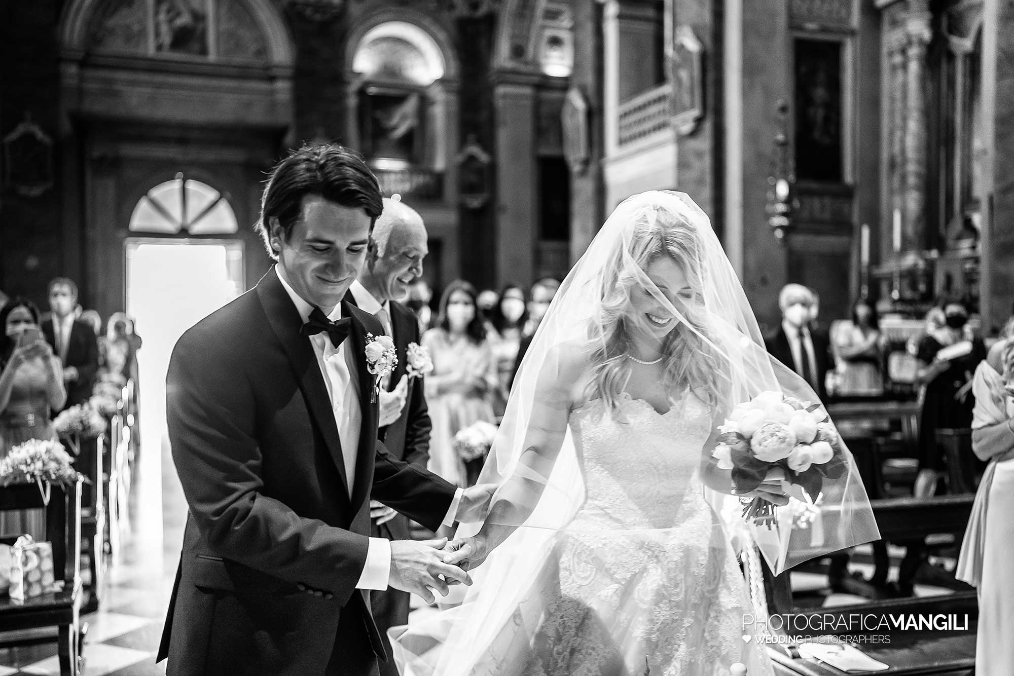 017 reportage wedding fotografo matrimonio chiesa cerimonia ingresso sposi stezzano bergamo 017 reportage wedding fotografo matrimonio chiesa cerimonia ingresso sposi stezzano bergamo