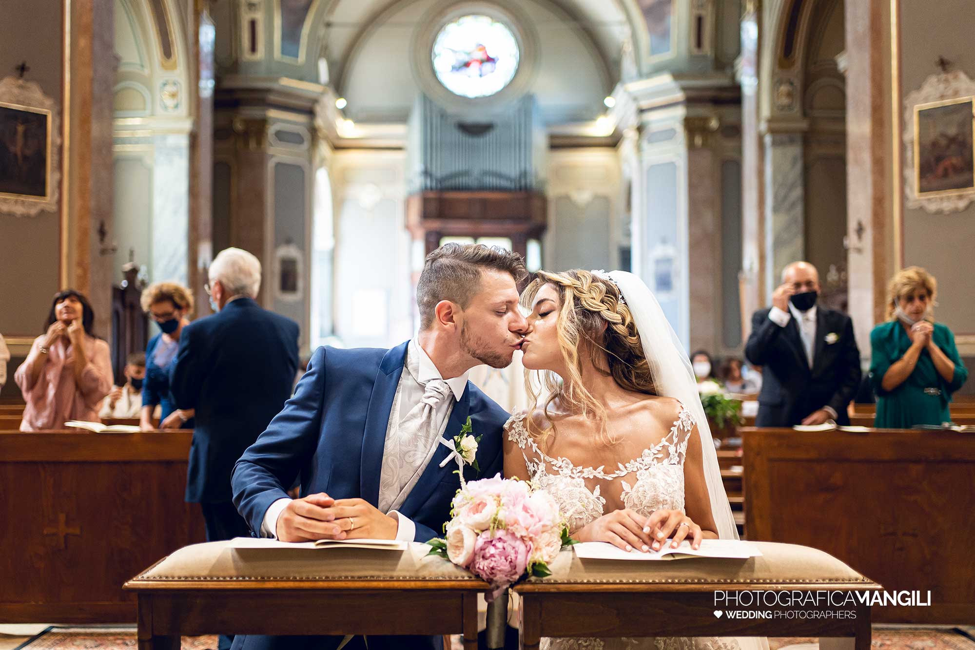 019 fotografo matrimonio reportage wedding cerimonia chiesa sposi merate brianza 019 fotografo matrimonio reportage wedding cerimonia chiesa sposi merate brianza