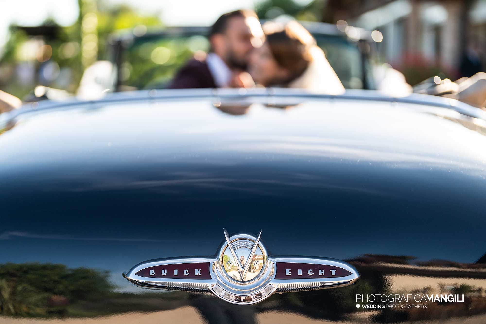 021 fotografo matrimonio reportage wedding ritratto sposi macchina tenuta serradesca scanzorosciate bergamo 021 fotografo matrimonio reportage wedding ritratto sposi macchina tenuta serradesca scanzorosciate bergamo