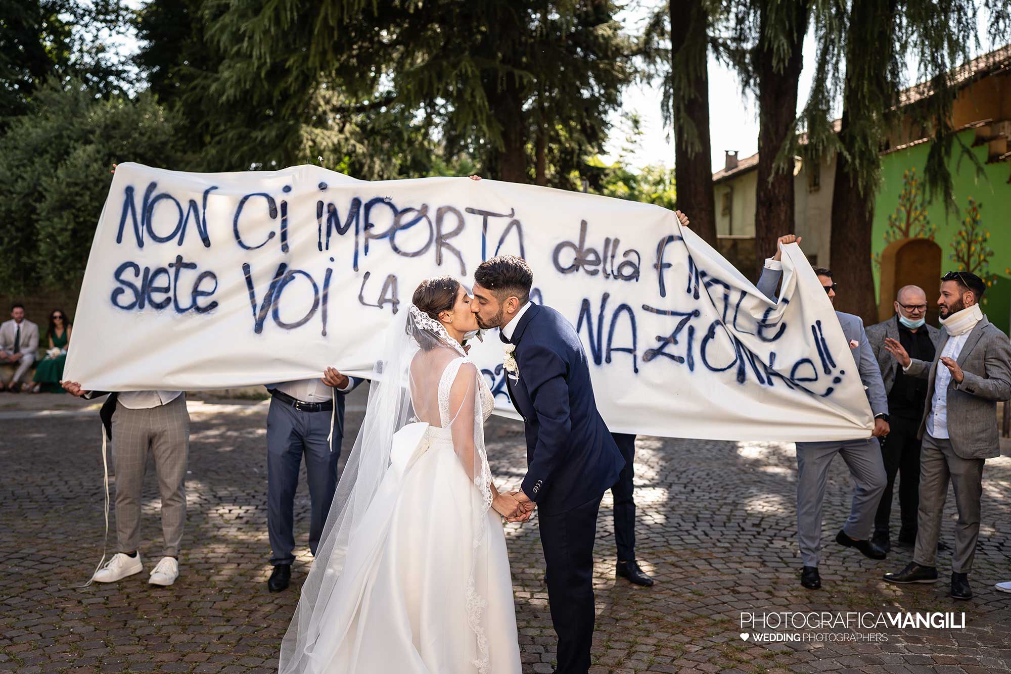 026 fotografo matrimonio reportage wedding chiesa sposi uscita cerimonia macherio monza brianza 026 fotografo matrimonio reportage wedding chiesa sposi uscita cerimonia macherio monza brianza