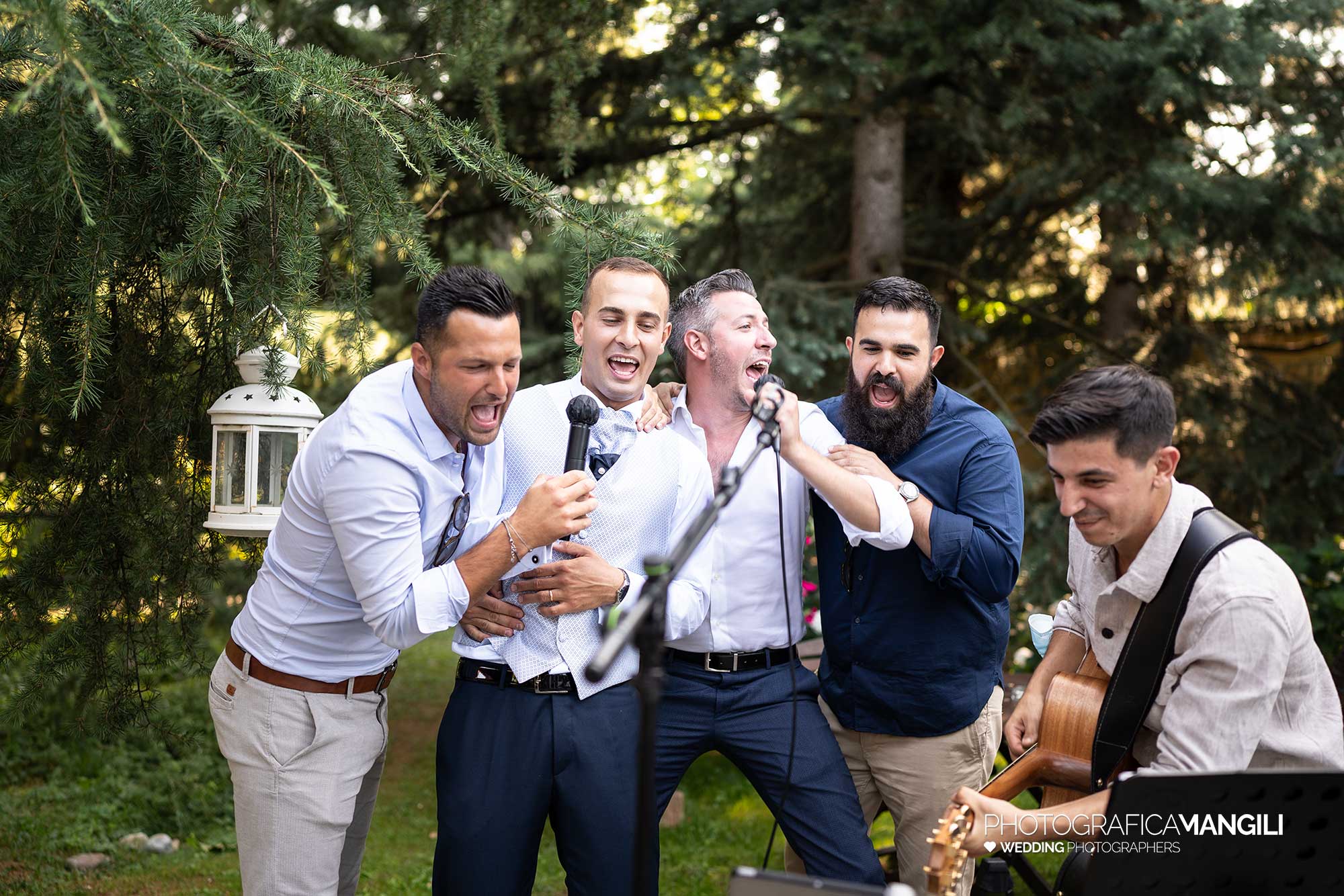 026 fotografo matrimonio reportage wedding sposi musica cascina le rose fino mornasco como 026 fotografo matrimonio reportage wedding sposi musica cascina le rose fino mornasco como