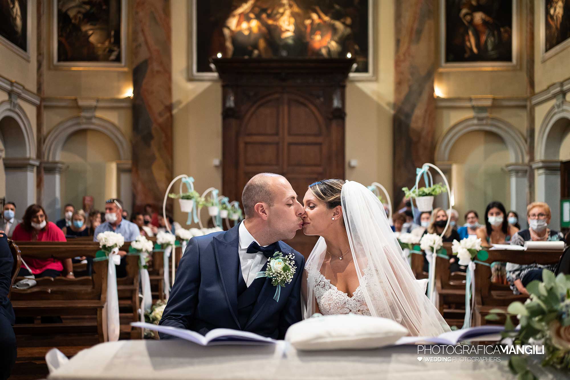 028 fotografo matrimonio reportage wedding cerimonia chiesa sposi bergamo 028 fotografo matrimonio reportage wedding cerimonia chiesa sposi bergamo