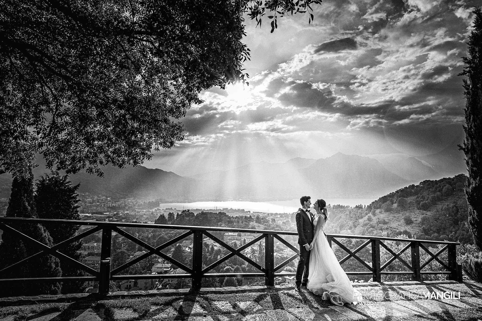 032 fotografo matrimonio reportage wedding ritratto sposi castello rossino calolziocorte lago como lecco 032 fotografo matrimonio reportage wedding ritratto sposi castello rossino calolziocorte lago como lecco