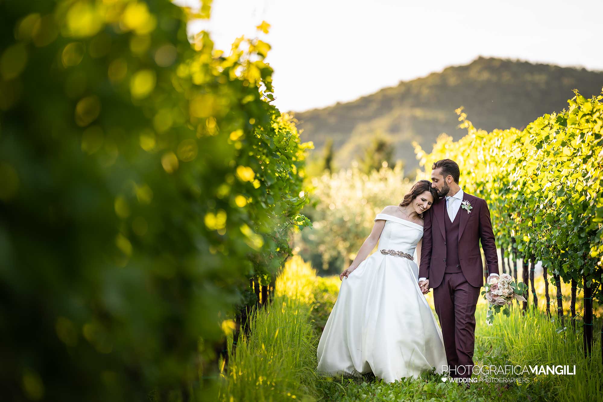 033 fotografo matrimonio reportage wedding ritratto sposi vigneto tenuta serradesca scanzorosciate bergamo 033 fotografo matrimonio reportage wedding ritratto sposi vigneto tenuta serradesca scanzorosciate bergamo