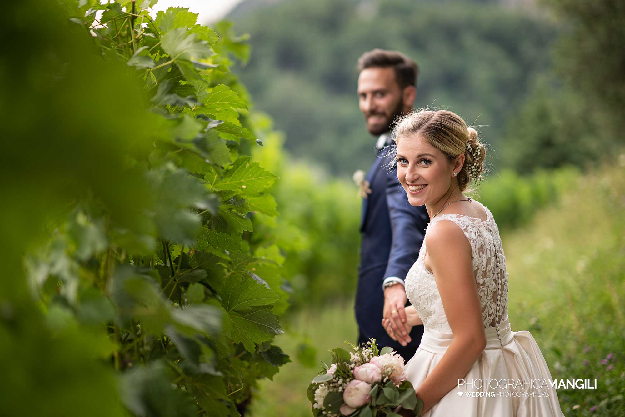 034 fotografo matrimonio reportage wedding sposi ritratto vigneto castello rossino calolziocorte lecco lago como 034 fotografo matrimonio reportage wedding sposi ritratto vigneto castello rossino calolziocorte lecco lago como