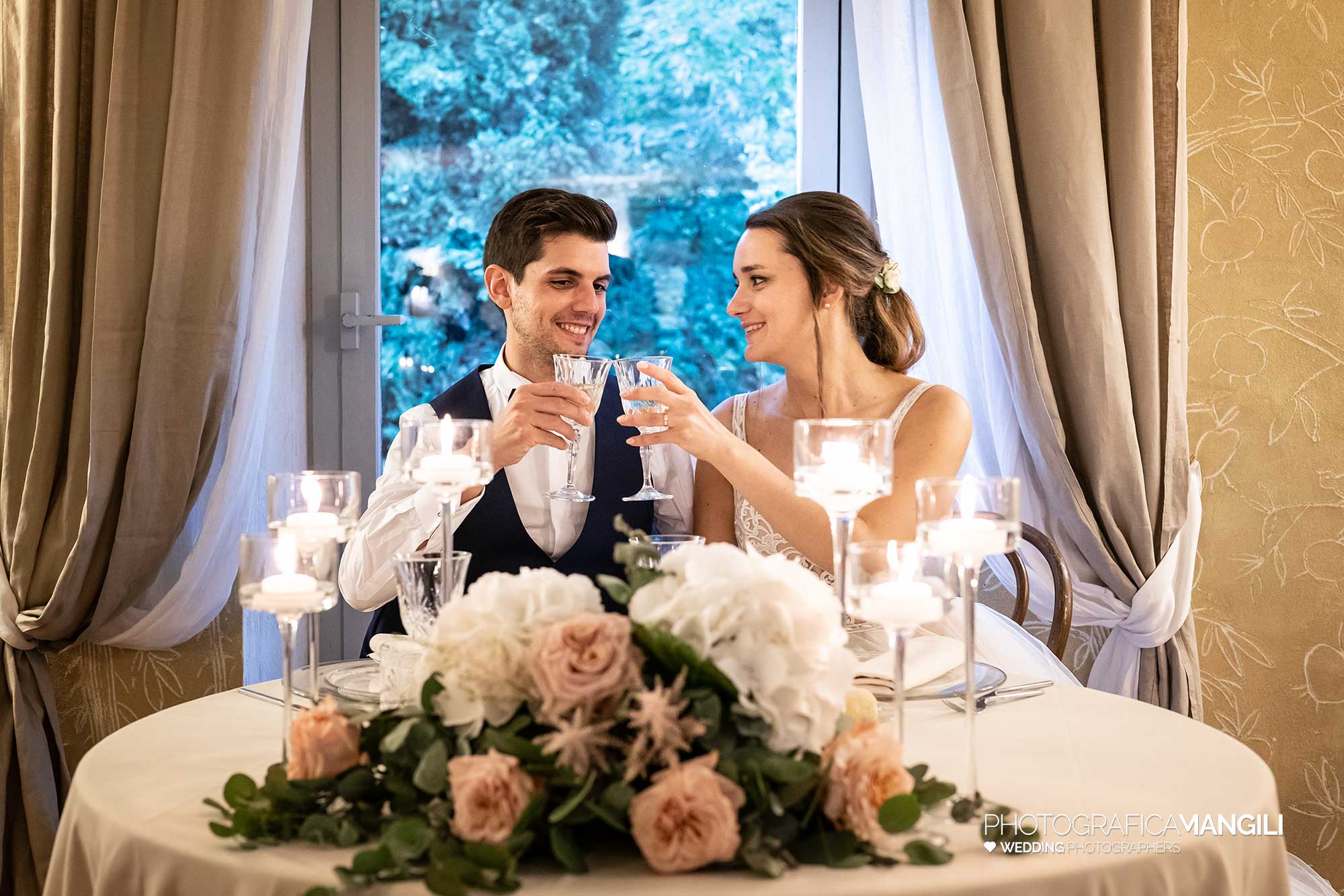 035 fotografo matrimonio reportage wedding ritratto sposi brindisi castello rossino calolziocorte lago como lecco 035 fotografo matrimonio reportage wedding ritratto sposi brindisi castello rossino calolziocorte lago como lecco