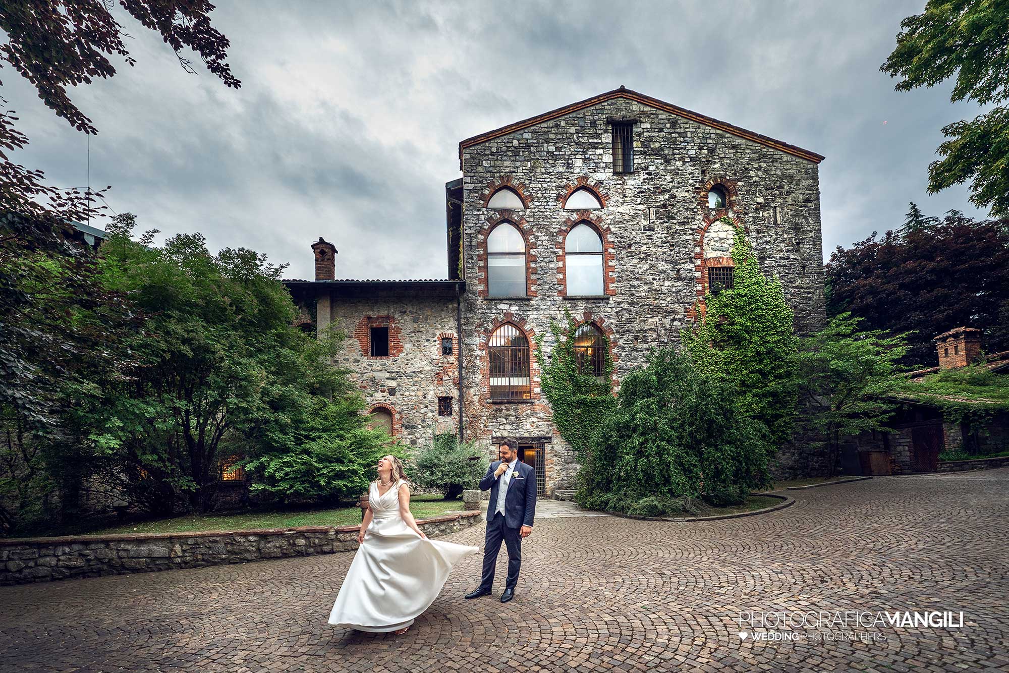 035 fotografo matrimonio reportage wedding ritratto sposi castello di pomerio erba como 035 fotografo matrimonio reportage wedding ritratto sposi castello di pomerio erba como