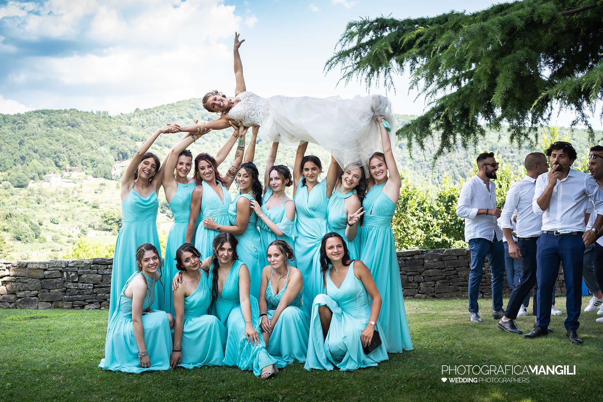 036 fotografo matrimonio reportage wedding damigelle amici sposi castello degli angeli carobbio degli angeli bergamo 036 fotografo matrimonio reportage wedding damigelle amici sposi castello degli angeli carobbio degli angeli bergamo