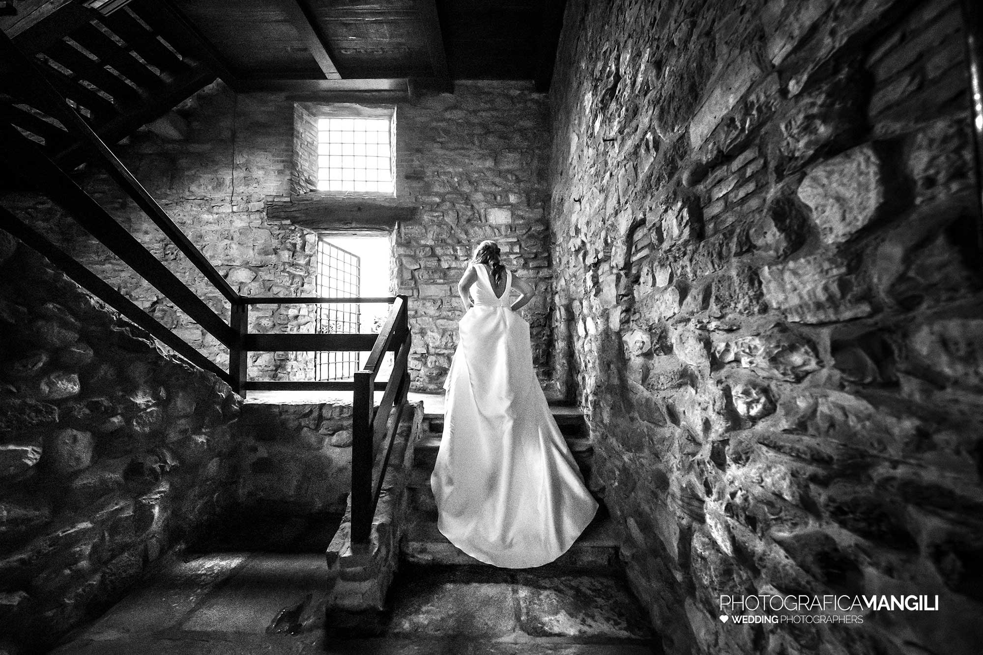 036 fotografo matrimonio reportage wedding ritratto sposi castello di pomerio erba como 036 fotografo matrimonio reportage wedding ritratto sposi castello di pomerio erba como