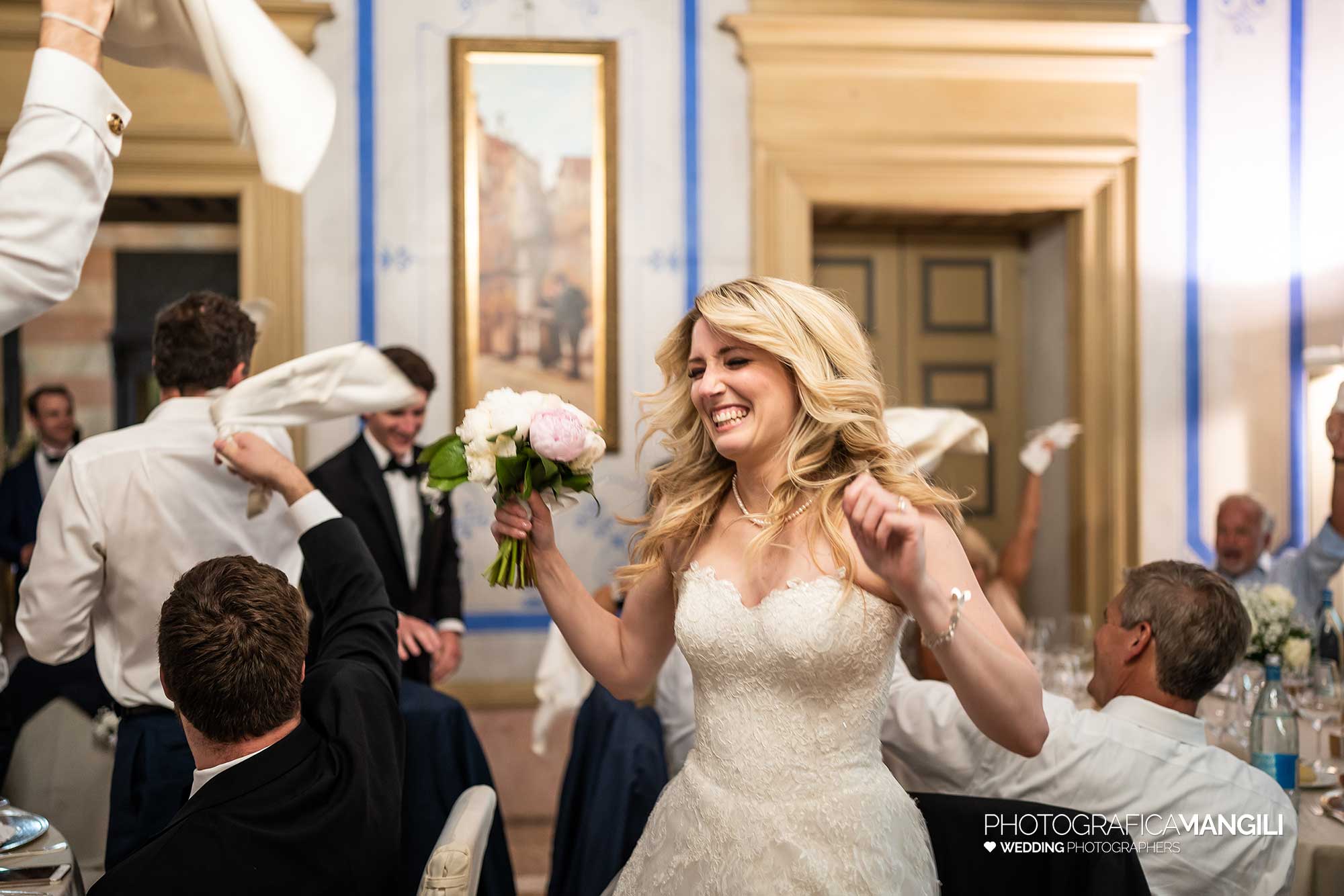 038 reportage wedding fotografo matrimonio sposi ingresso sala villa caroli zanchi stezzano bergamo 038 reportage wedding fotografo matrimonio sposi ingresso sala villa caroli zanchi stezzano bergamo