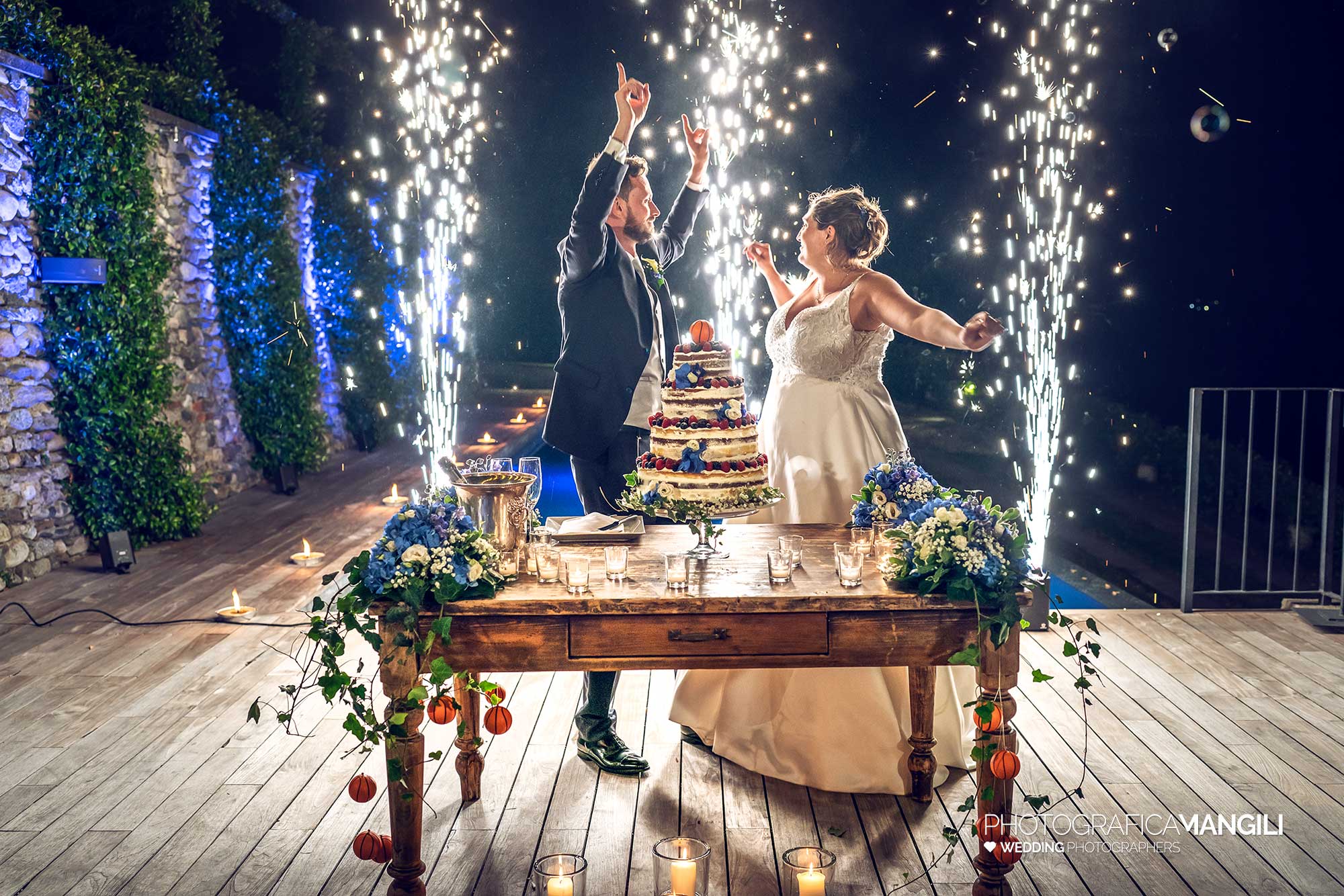 039 reportage wedding foto grafo matrimoni sposi taglio torta villa calchi calco lecco 039 reportage wedding foto grafo matrimoni sposi taglio torta villa calchi calco lecco