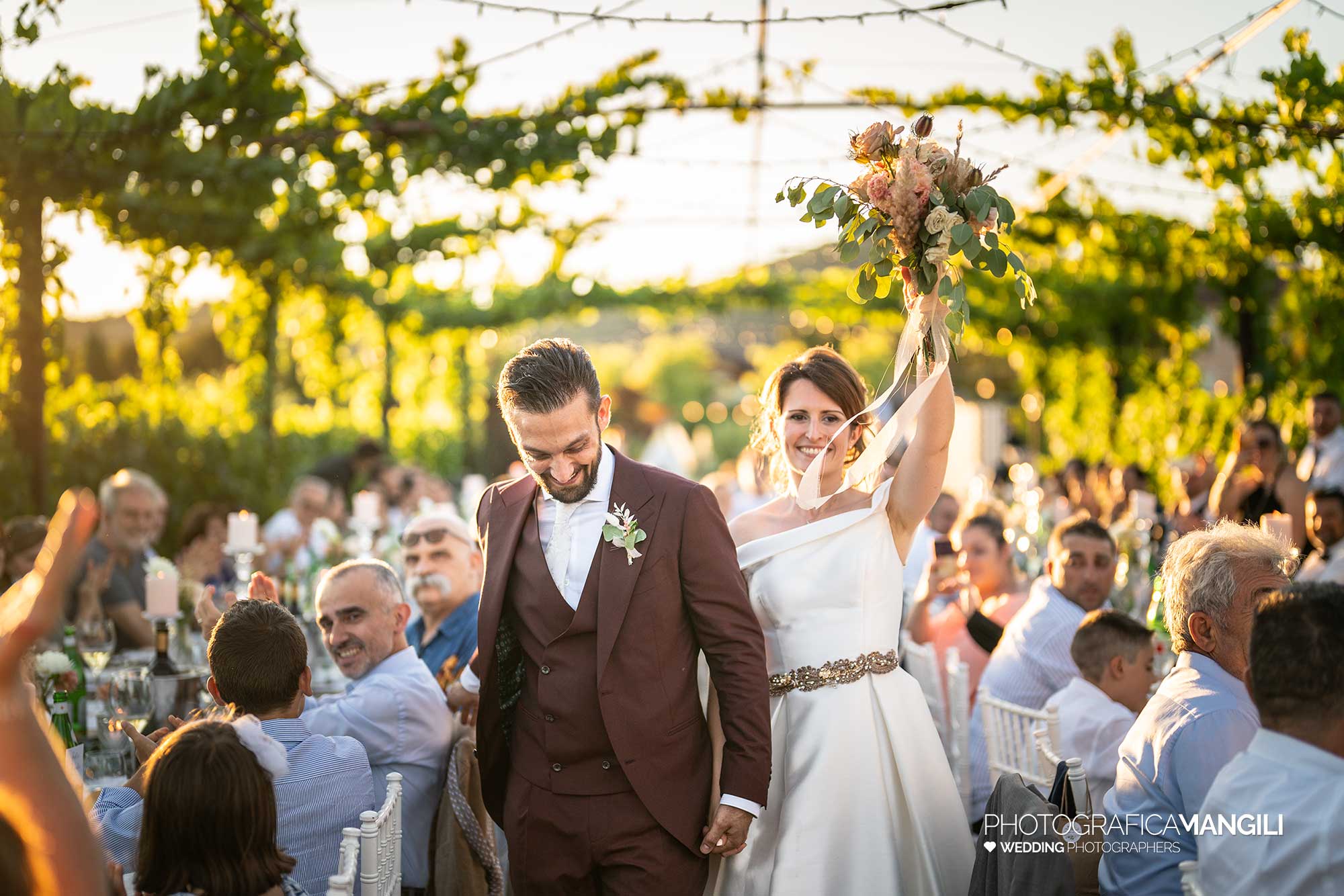 045 fotografo matrimonio reportage wedding ritratto sposi ingresso sala tenuta serradesca scanzorosciate bergamo 045 fotografo matrimonio reportage wedding ritratto sposi ingresso sala tenuta serradesca scanzorosciate bergamo