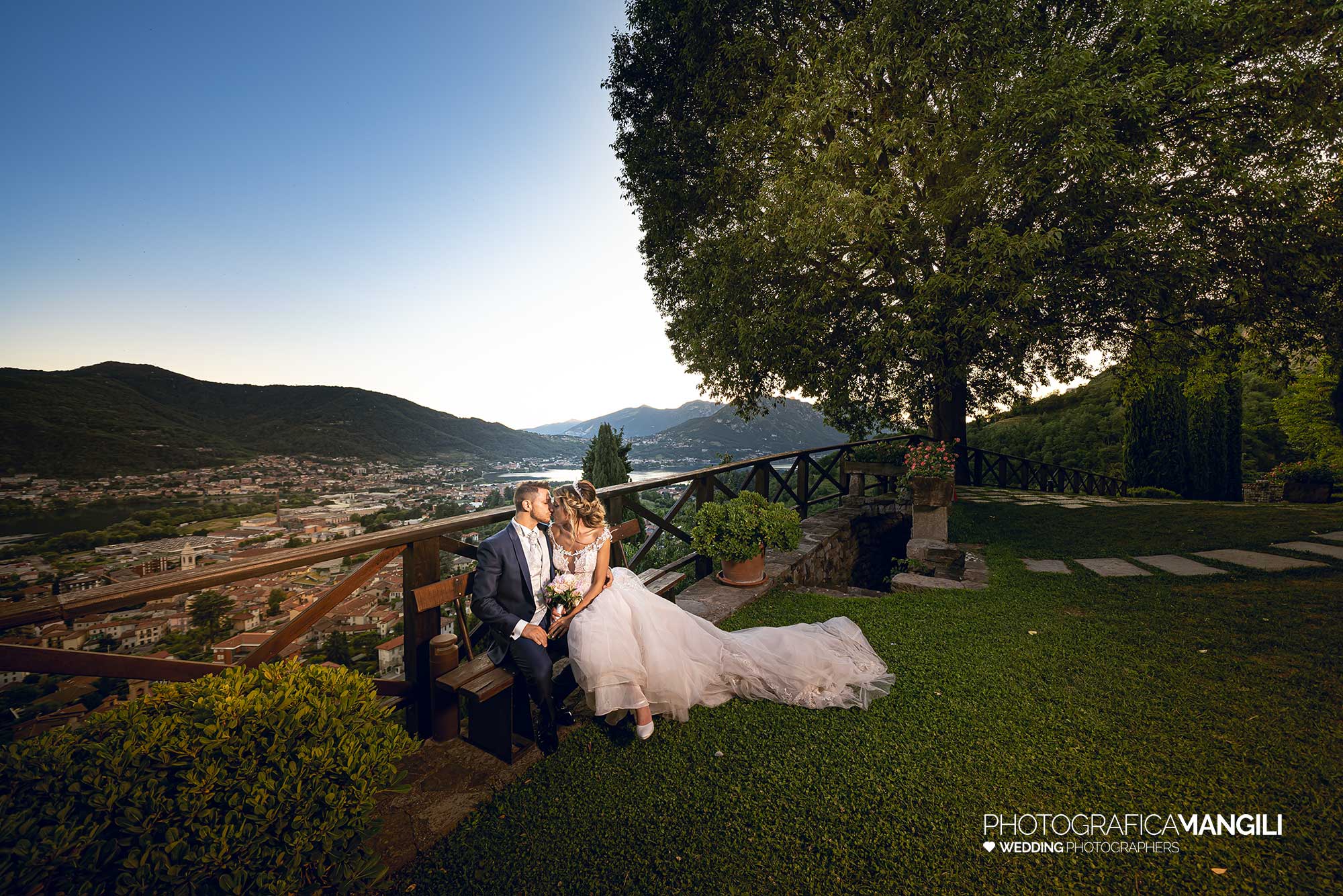 045 fotografo matrimonio reportage wedding sposi castello rossino calolziocorte lago como lecco 045 fotografo matrimonio reportage wedding sposi castello rossino calolziocorte lago como lecco