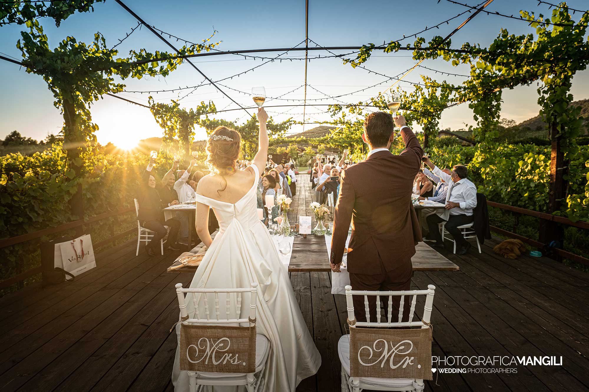 047 fotografo matrimonio reportage wedding ritratto sposi brindisi tenuta serradesca scanzorosciate bergamo 047 fotografo matrimonio reportage wedding ritratto sposi brindisi tenuta serradesca scanzorosciate bergamo