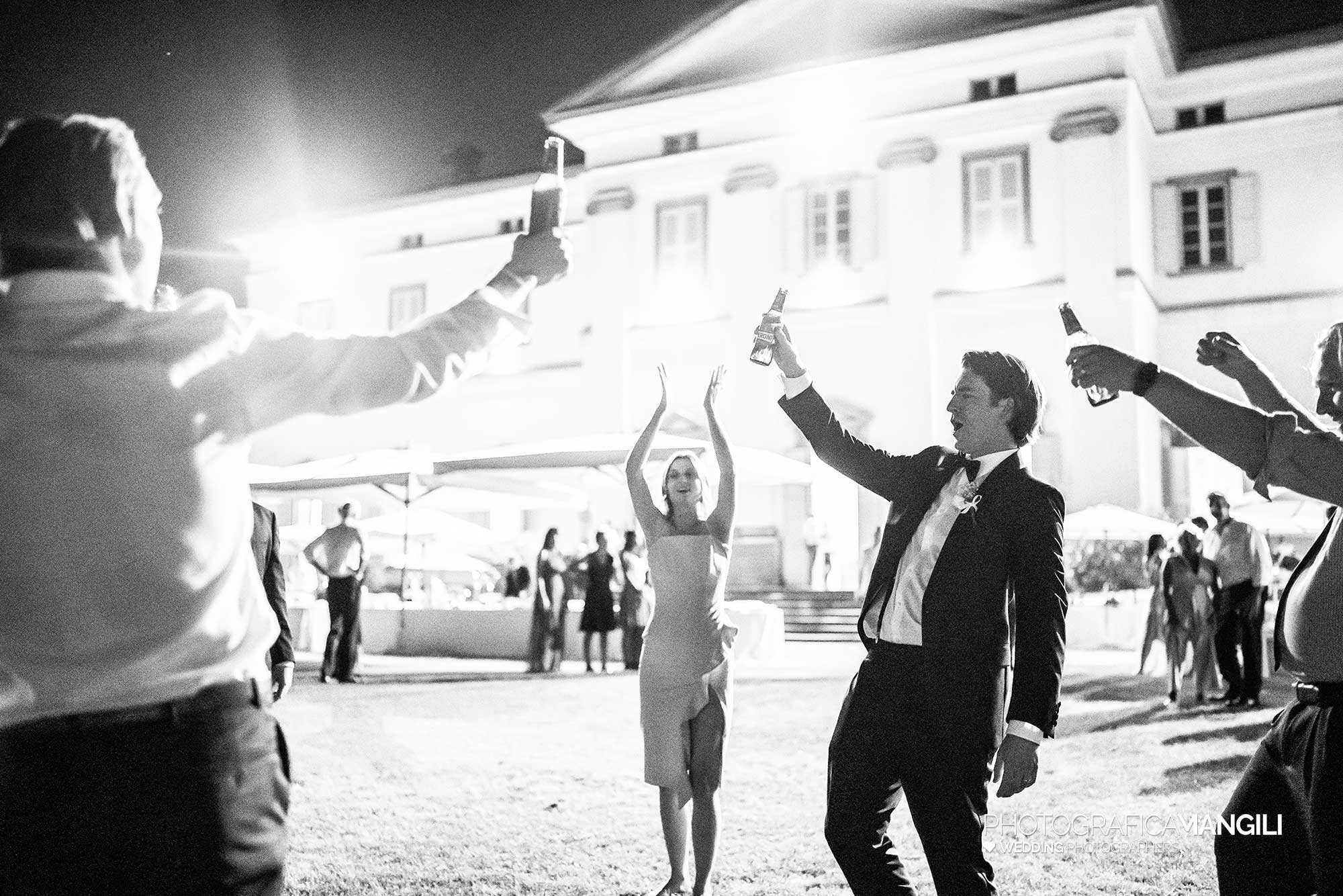 047 reportage wedding fotografo matrimonio sposi brindisi villa caroli zanchi stezzano bergamo 047 reportage wedding fotografo matrimonio sposi brindisi villa caroli zanchi stezzano bergamo