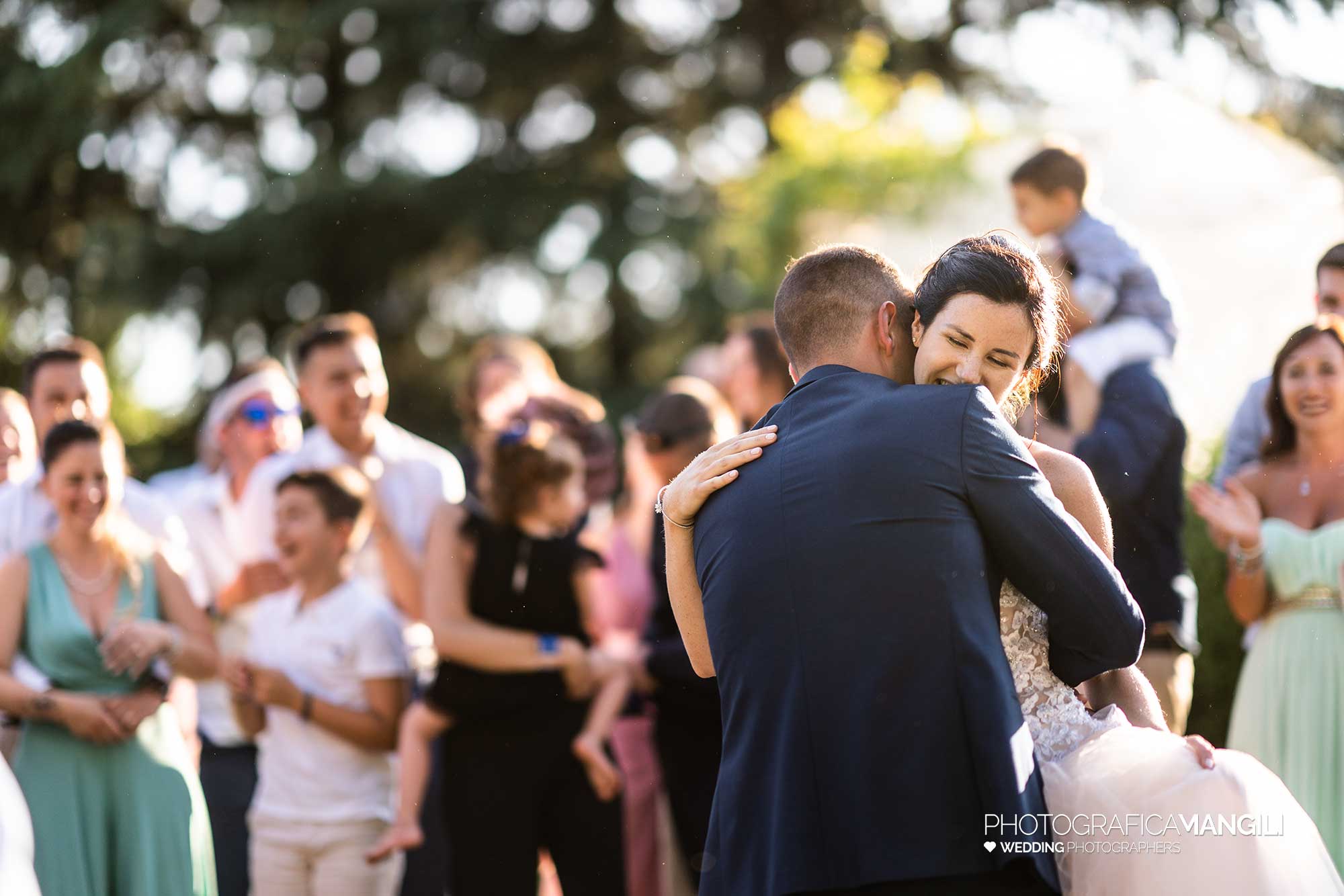 049 fotografo matrimonio reportage wedding sposi ballo cascina le rose fino mornasco como 049 fotografo matrimonio reportage wedding sposi ballo cascina le rose fino mornasco como