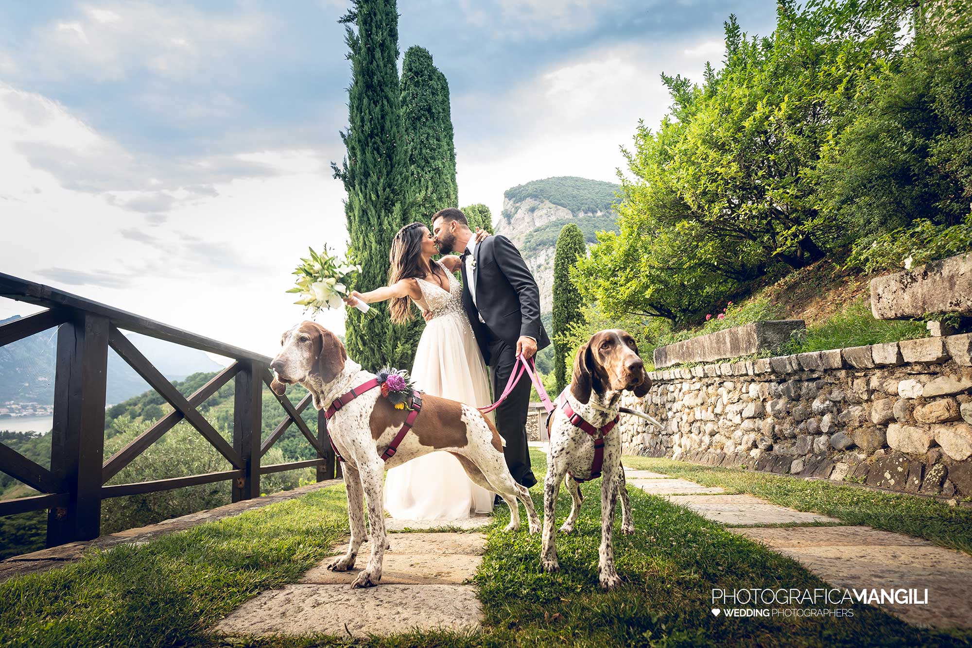 050 fotografo matrimonio reportage wedding sposi ritratto cani castello rossino calolziocorte lecco lago como 050 fotografo matrimonio reportage wedding sposi ritratto cani castello rossino calolziocorte lecco lago como